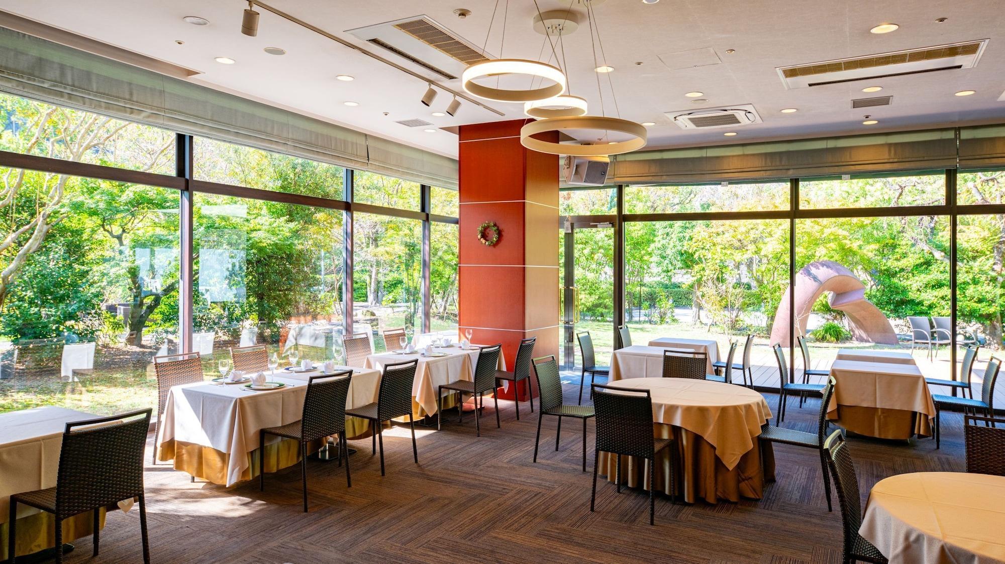 Restaurant KKR Hotel Kumamoto