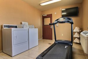Alojamiento - Cobblestone Inn & Suites - Linton