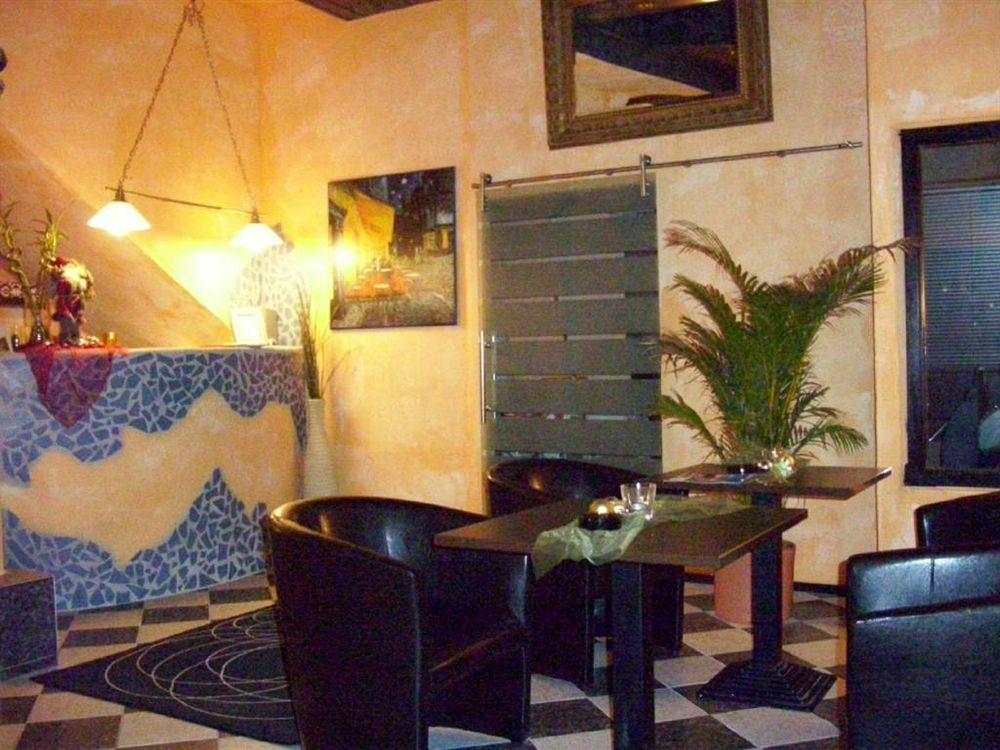 Vista Lobby Fritzi's Art Hotel