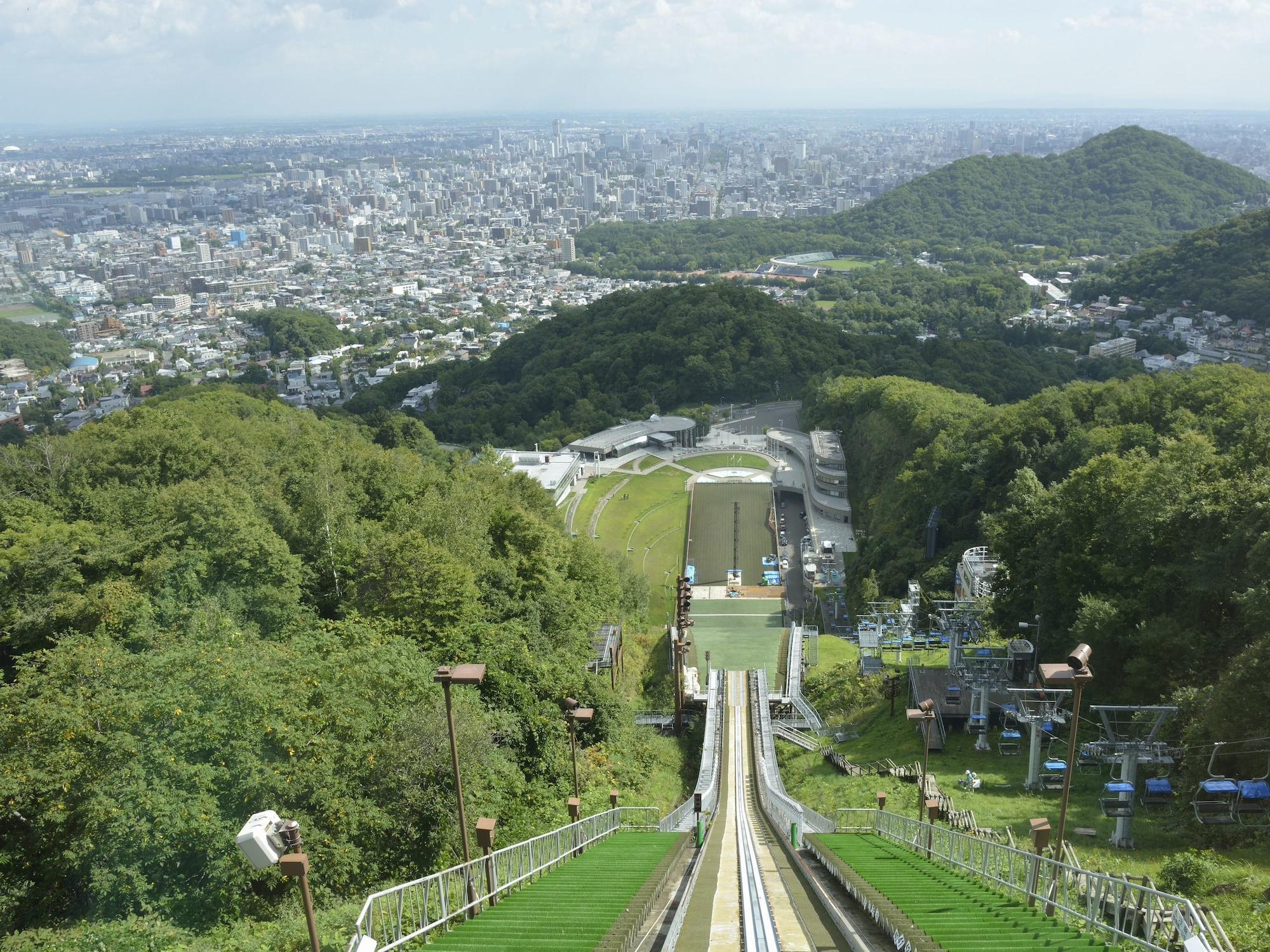 Vista Exterior APA Hotel & Resort Sapporo