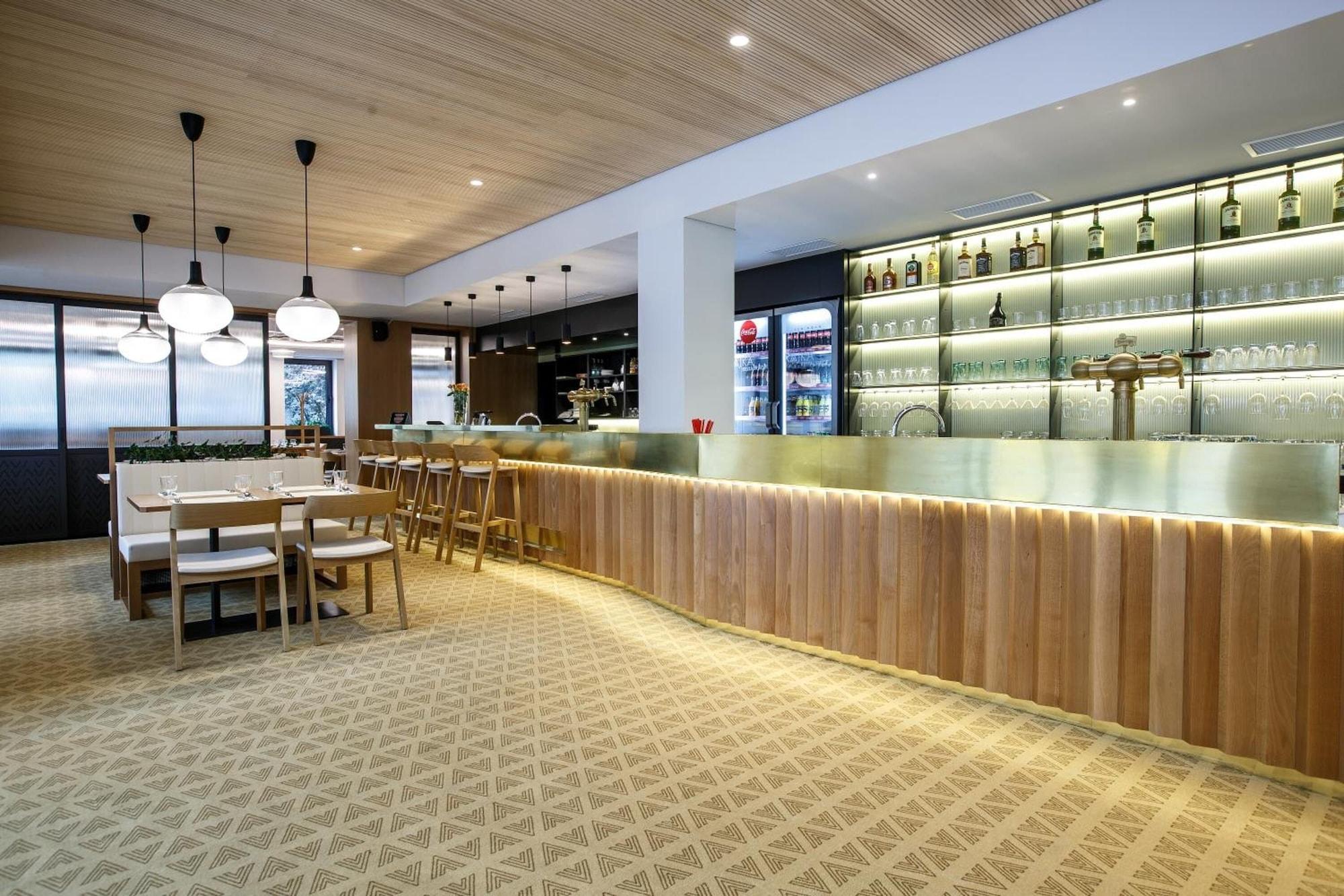 Bar/Salón Hotel Rajka