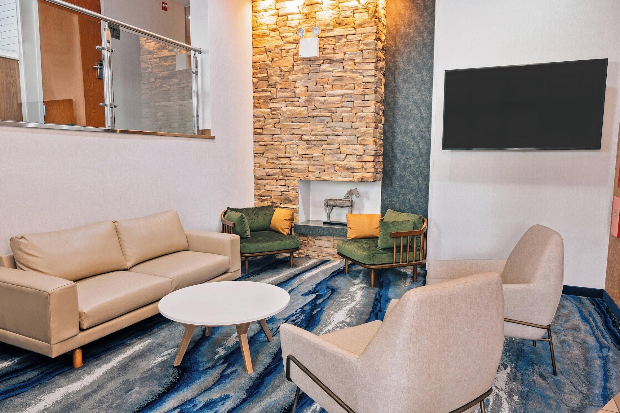 Varios Fairfield Inn by Marriott New York LaGuardia Airport/Astoria
