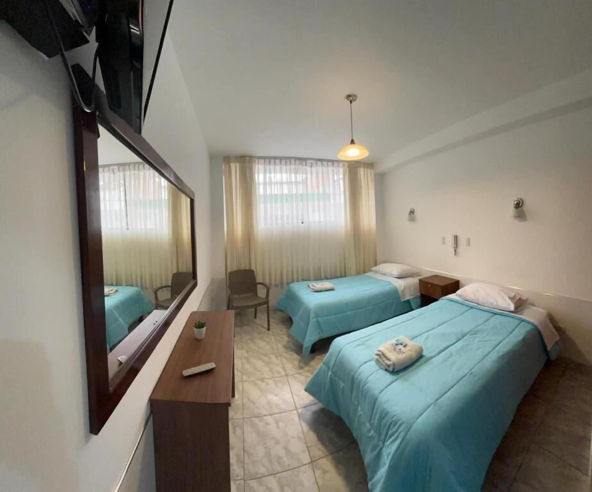 Habitación MAR AZUL - HOTEL EN PARACAS