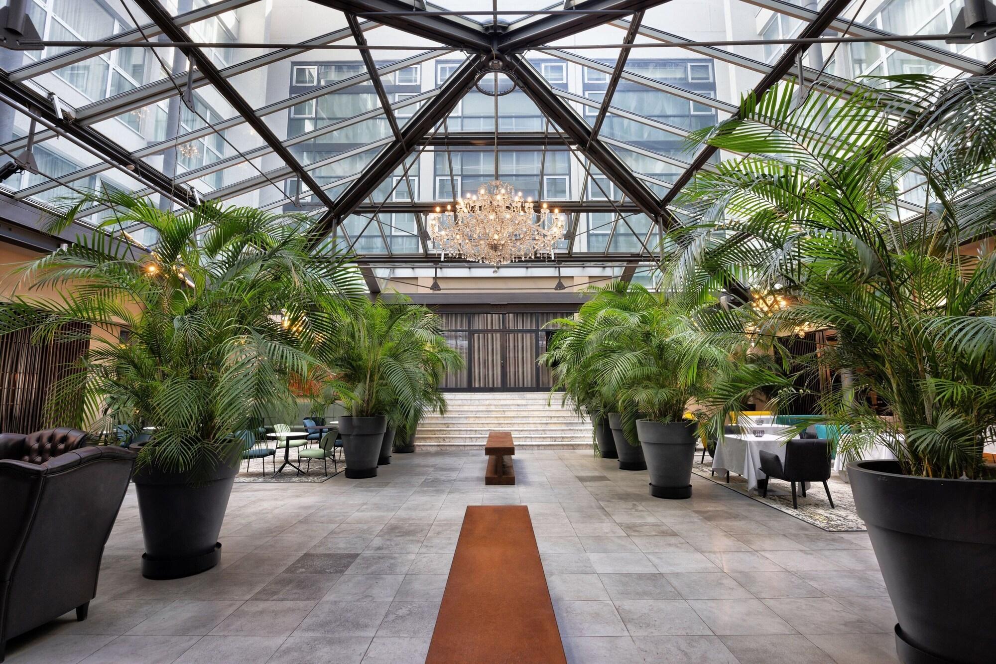 Vista Lobby Four Points by Sheraton Bolzano