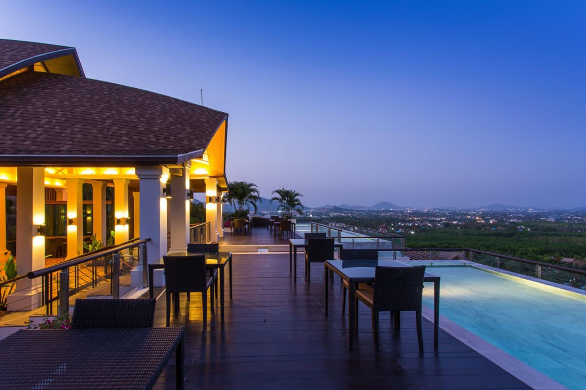 Restaurant Chalong Chalet Resort & Longstay