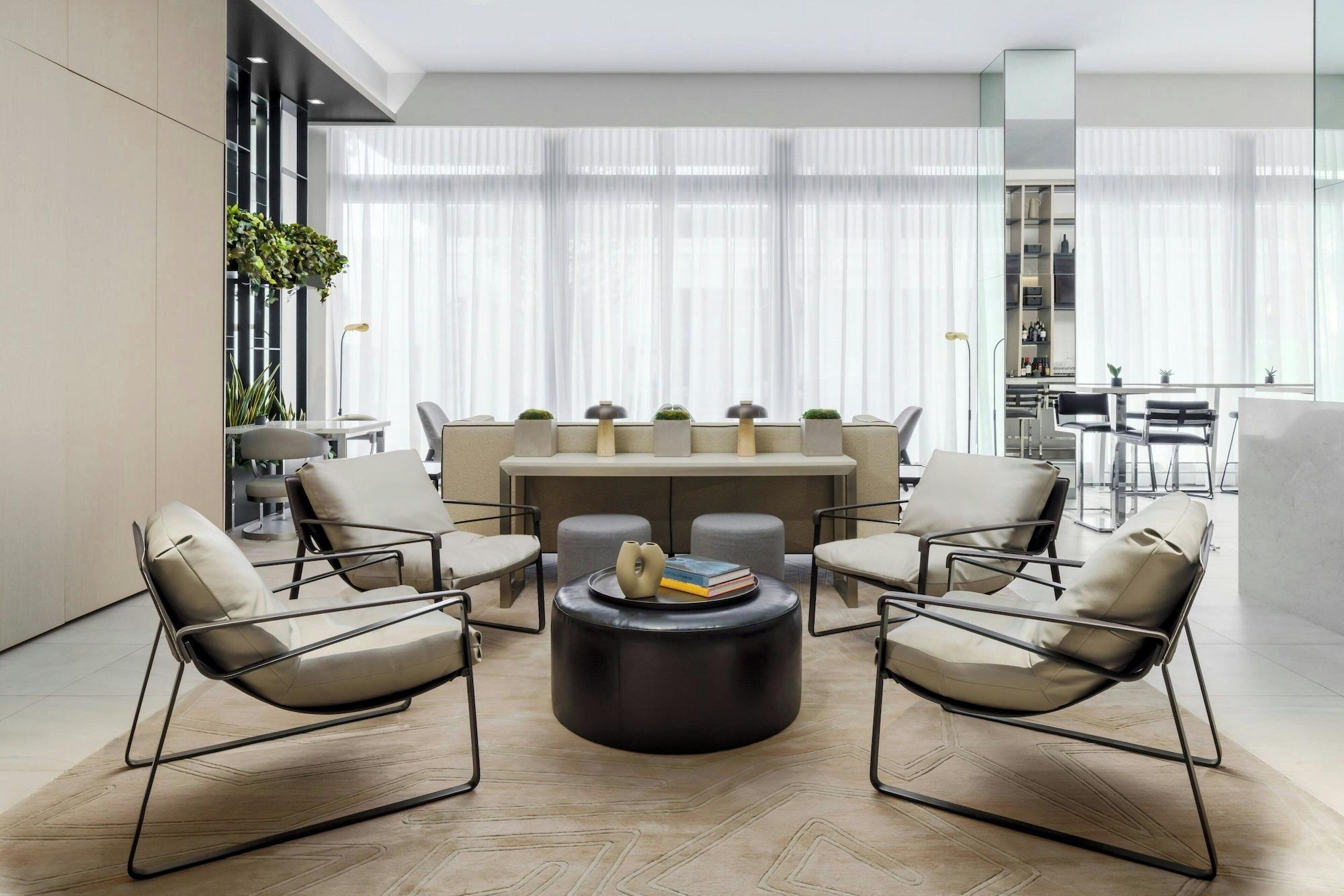 Vista Lobby AC Hotel St. Petersburg Downtown