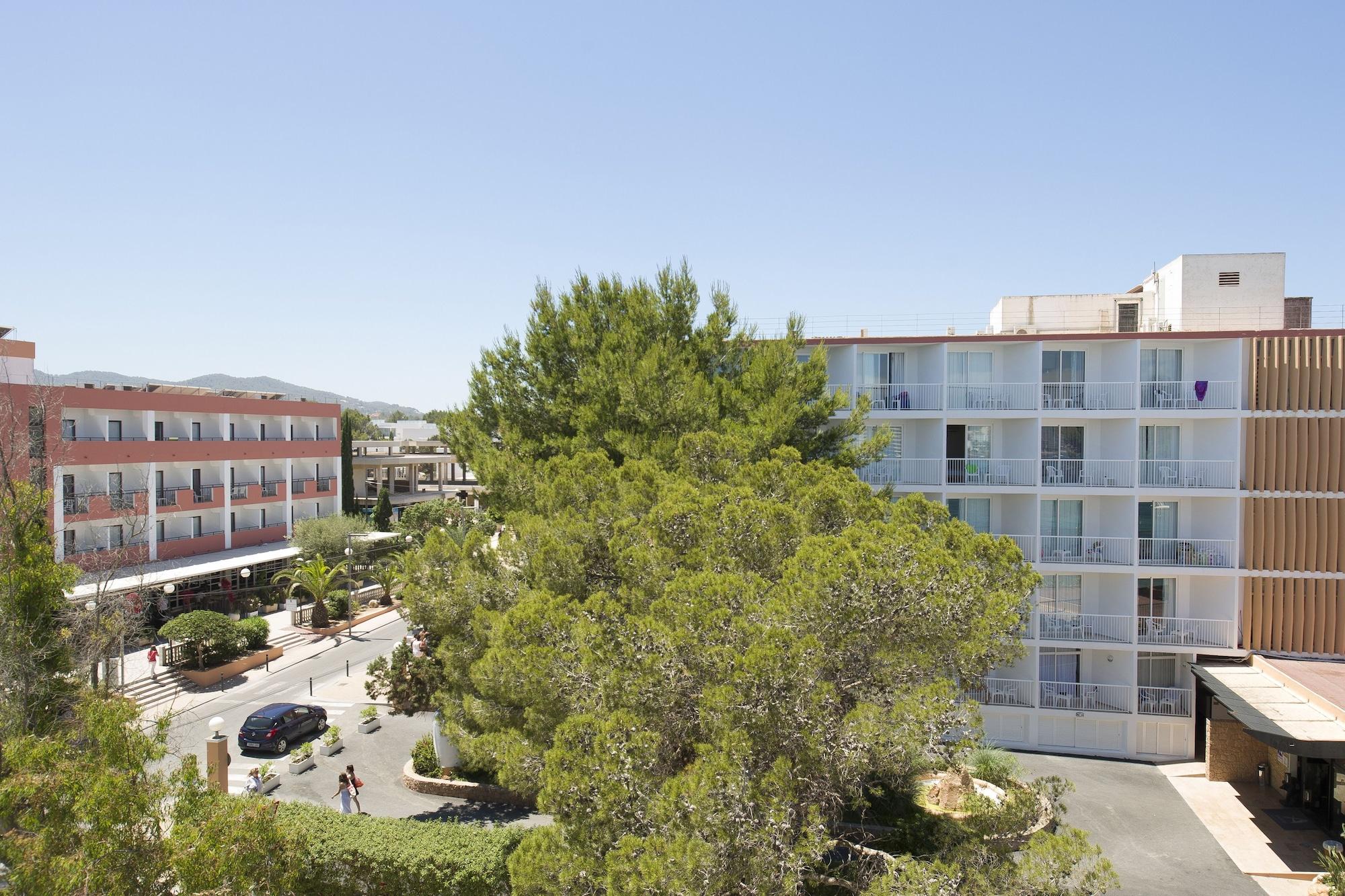 Vista Exterior Hotel Vibra San Remo