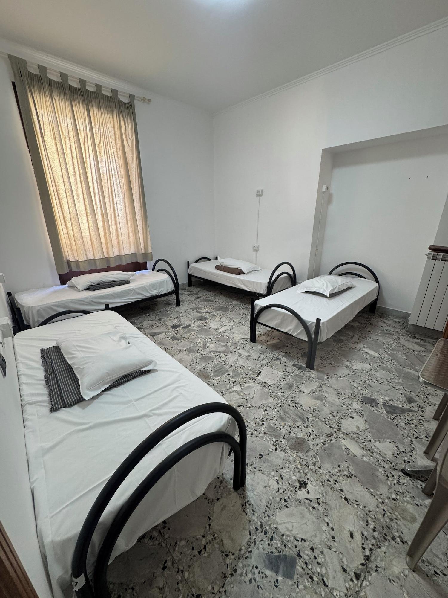 Habitación Backpacker Naples