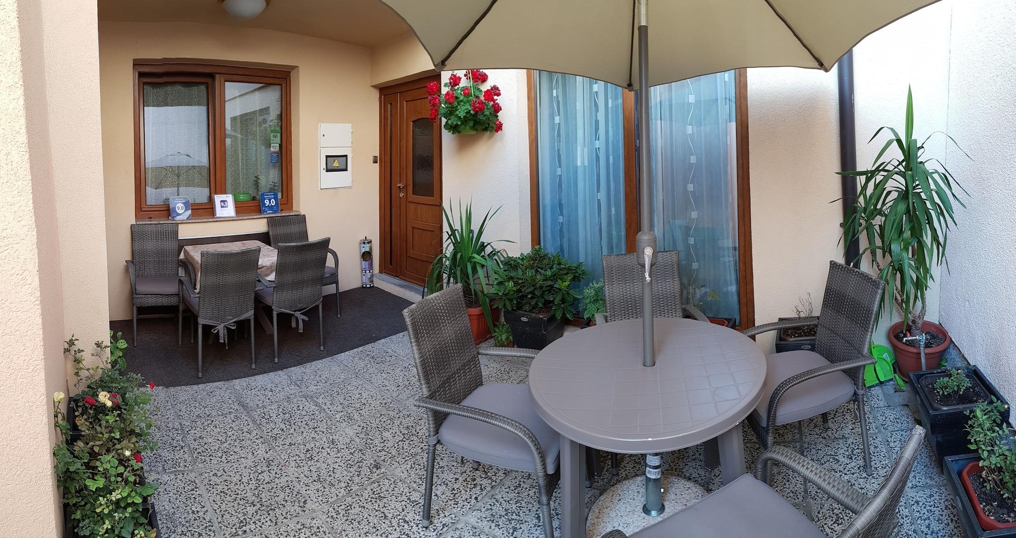 Vista Lobby Guest House Ćiro