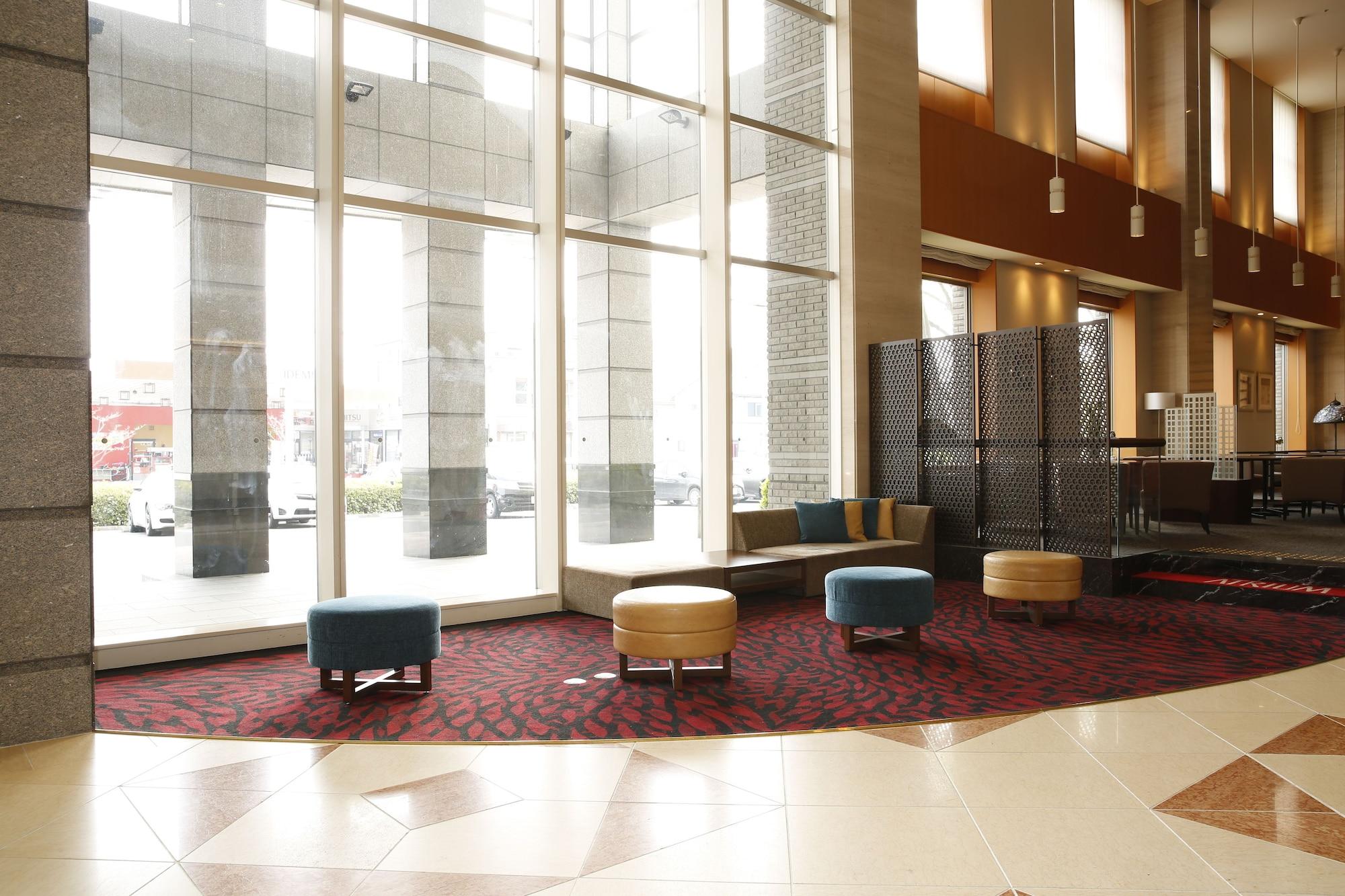 Vista Lobby ANA Crowne Plaza Yonago by IHG