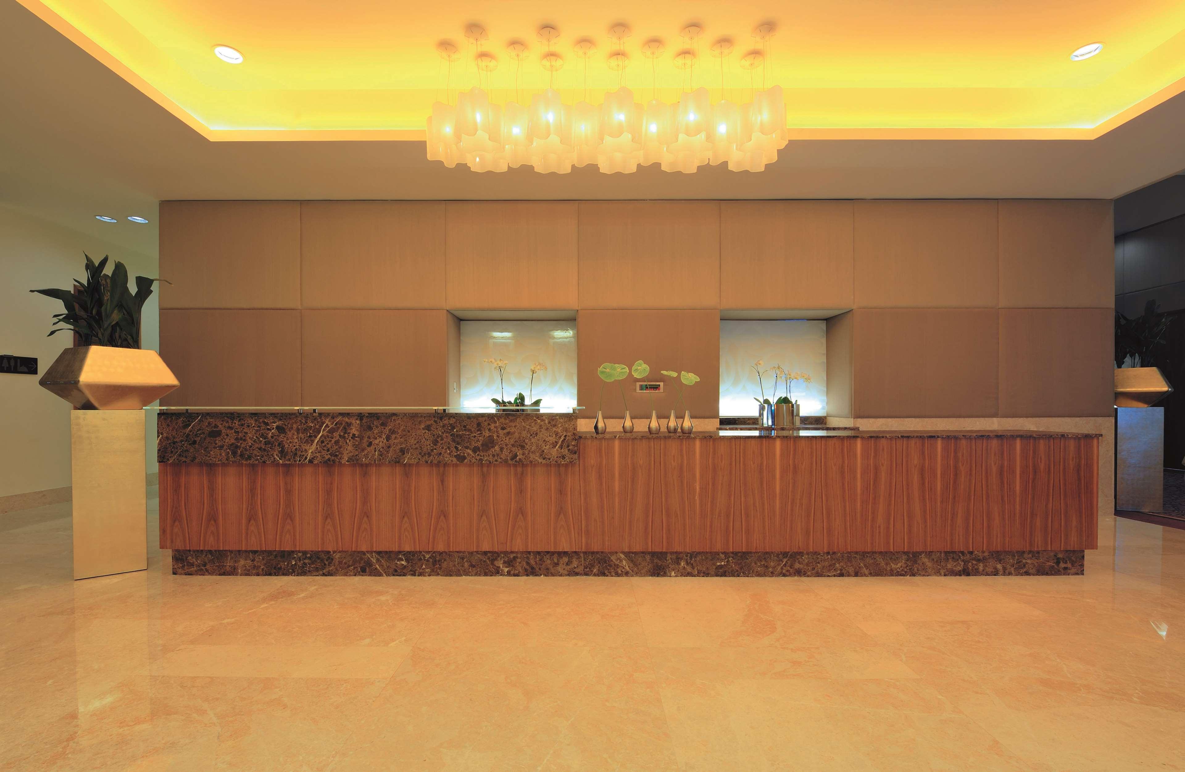Vista Lobby Radisson Blu Hotel, Abu Dhabi Yas Island