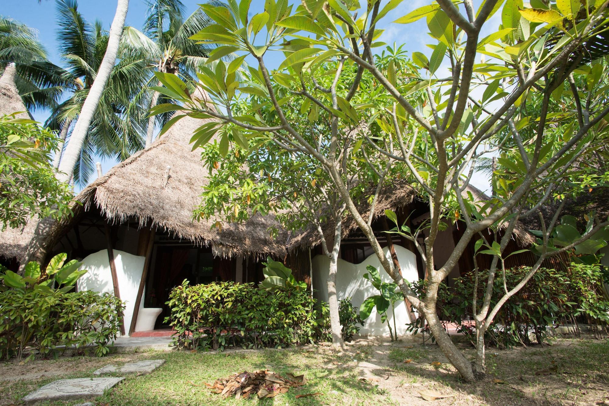 Vista Exterior B52 Beach Resort