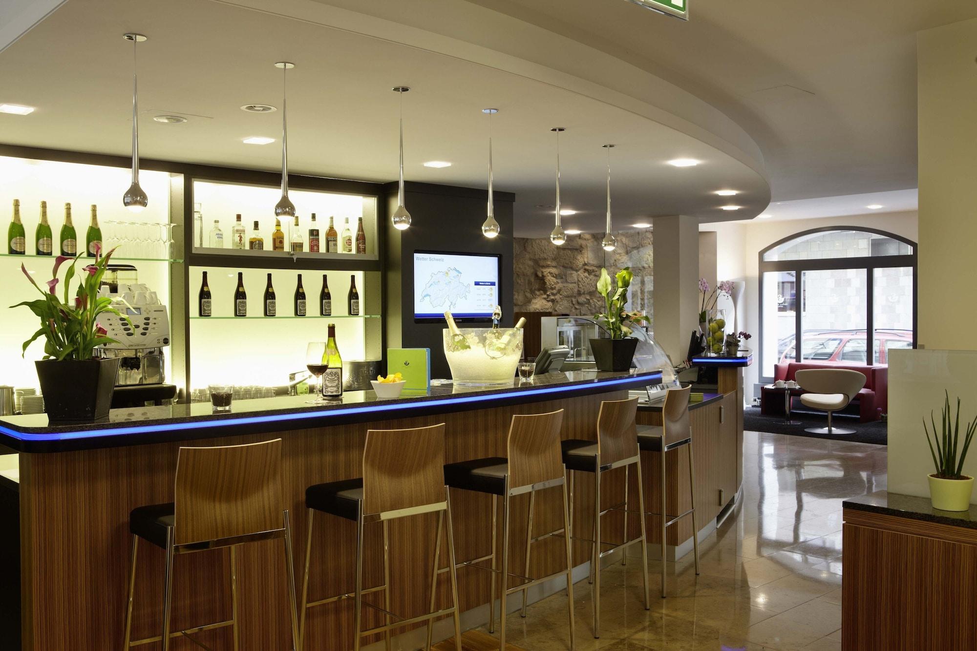 Bar/Salón Sorell Hotel Rütli
