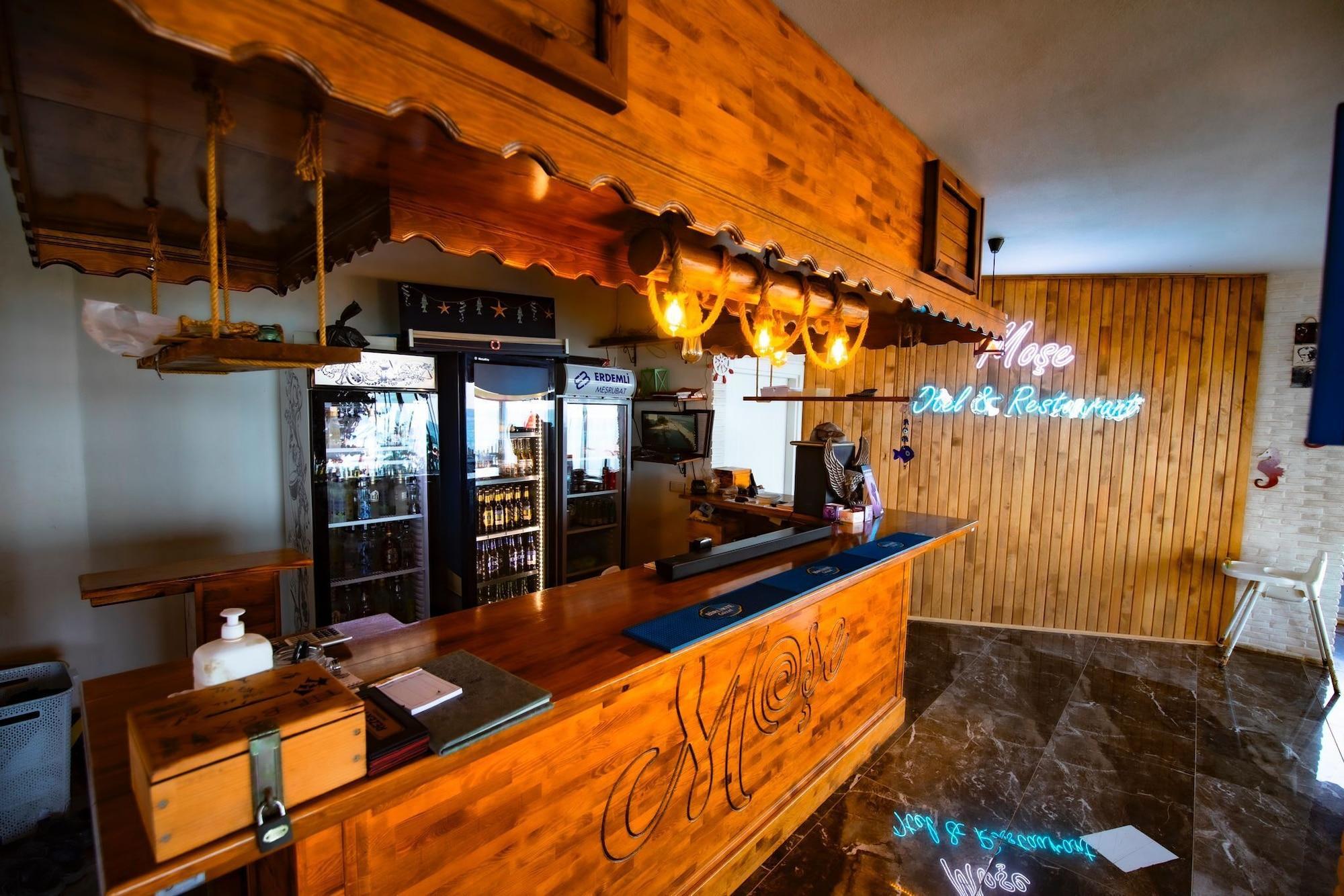 Vista Lobby Mose Restoran Motel Beach