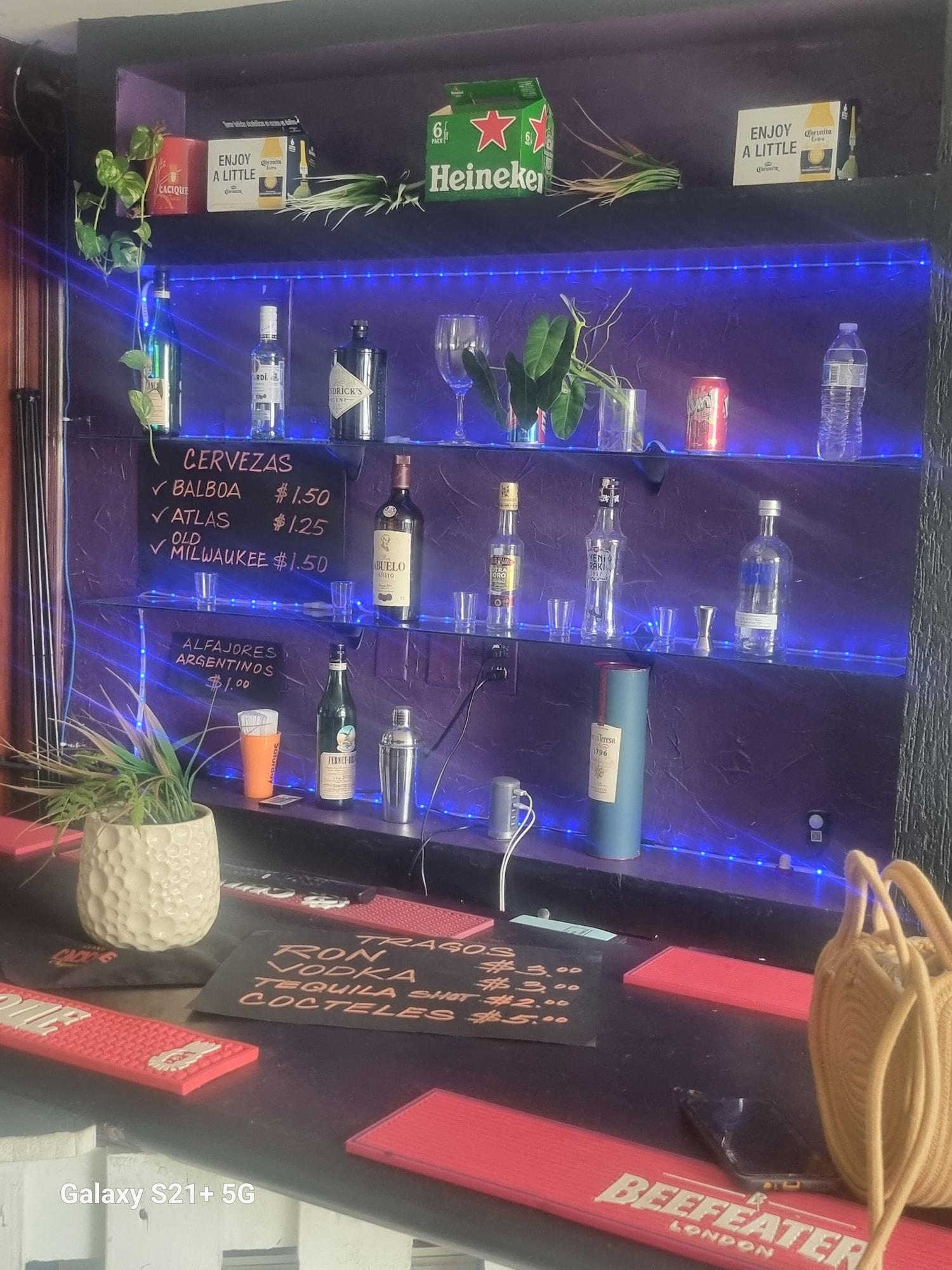 Bar/Salón Panamá Experience Hostel