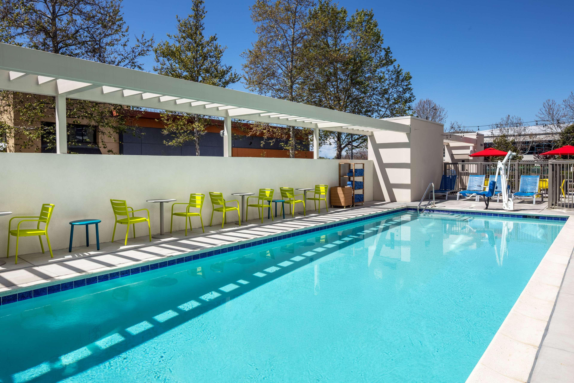 Vista Piscina Home2 Suites by Hilton San Jose South