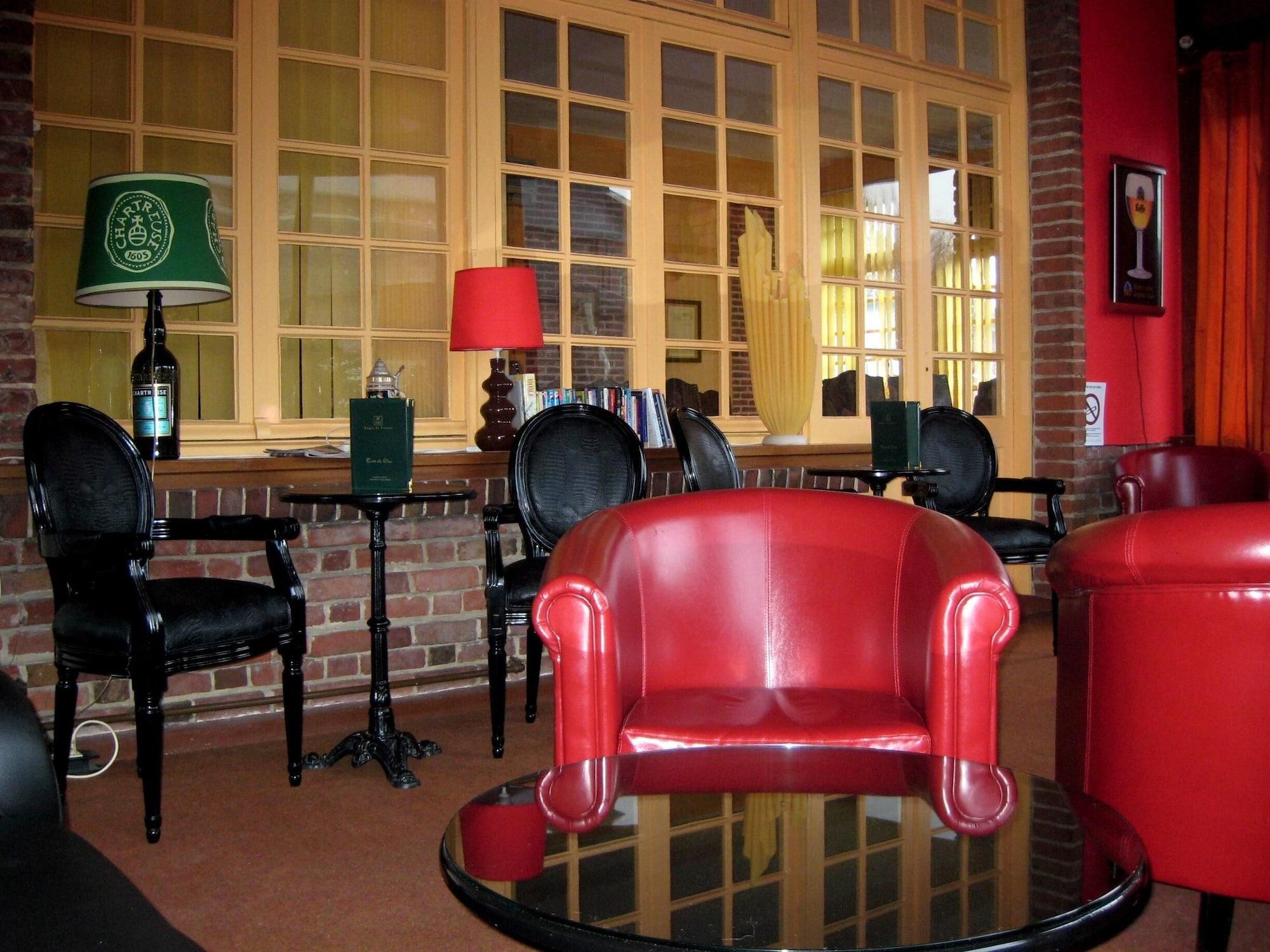 Bar/Salón Auberge de la Foret