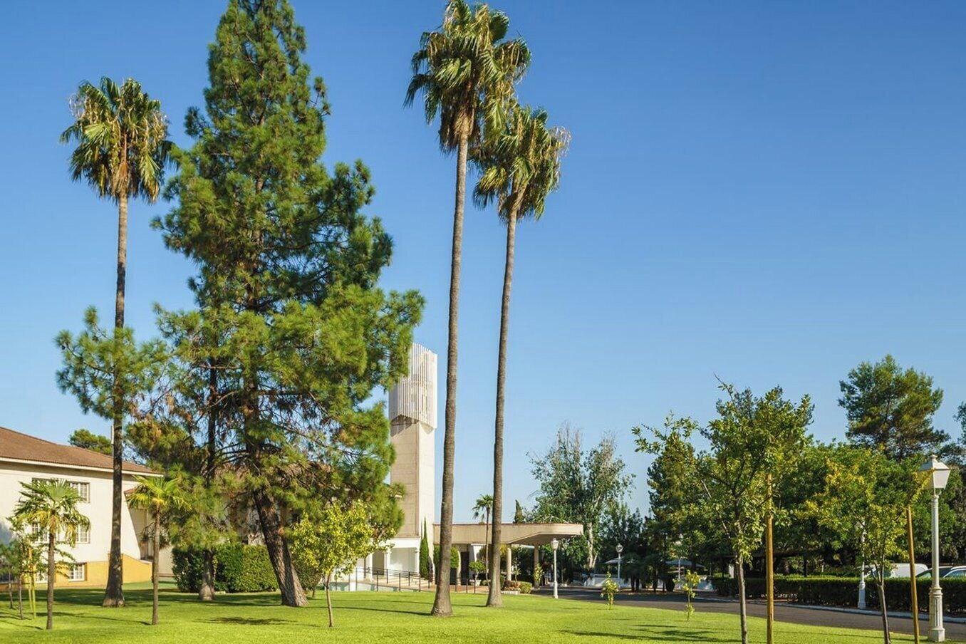 Vista Exterior Crisol Jardines de Córdoba
