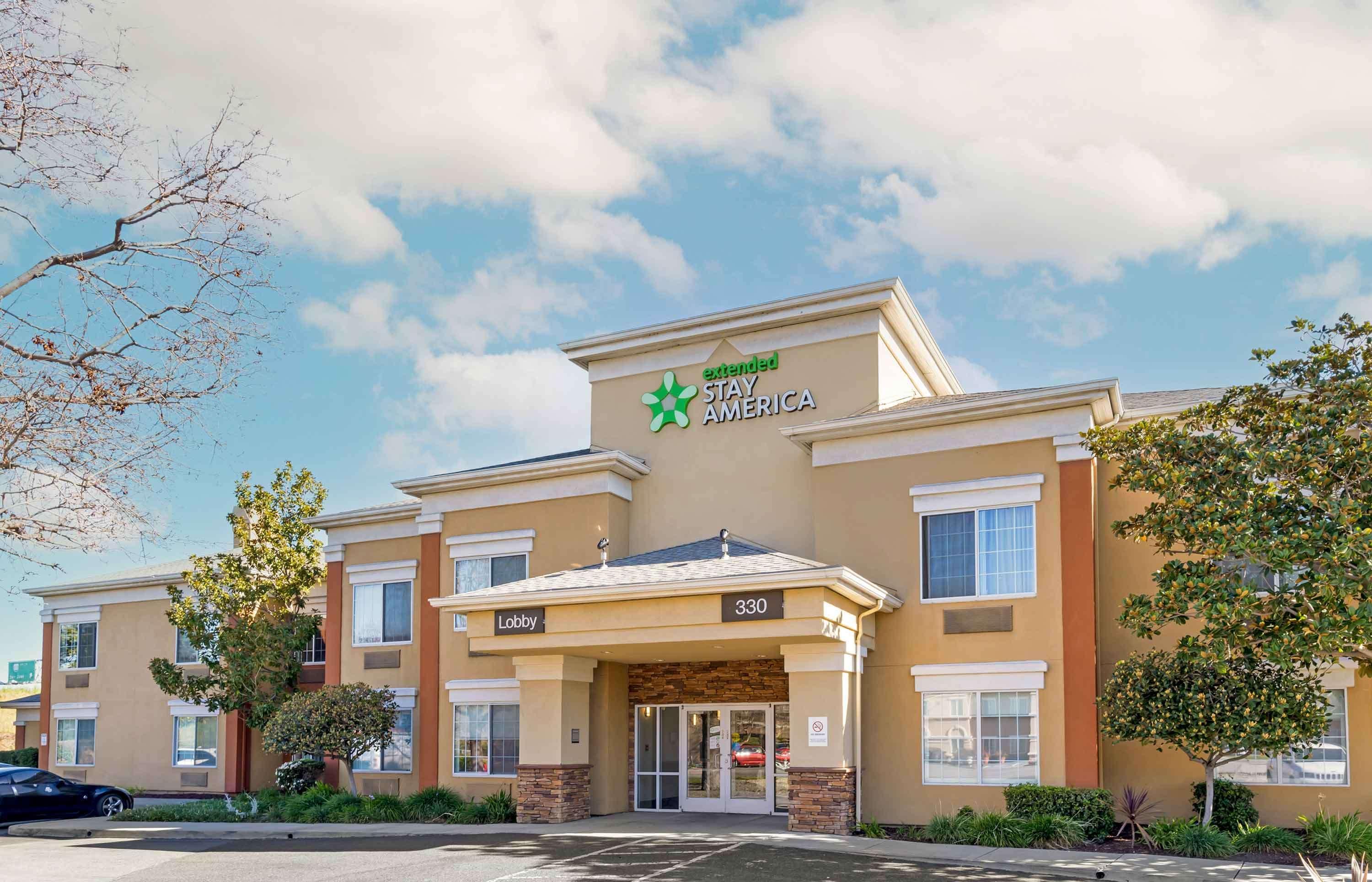 Vista Exterior Extended Stay America Suites San Jose Milpitas McCarthy Ranc