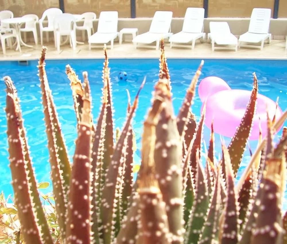 Vista Piscina Hotel Ducale