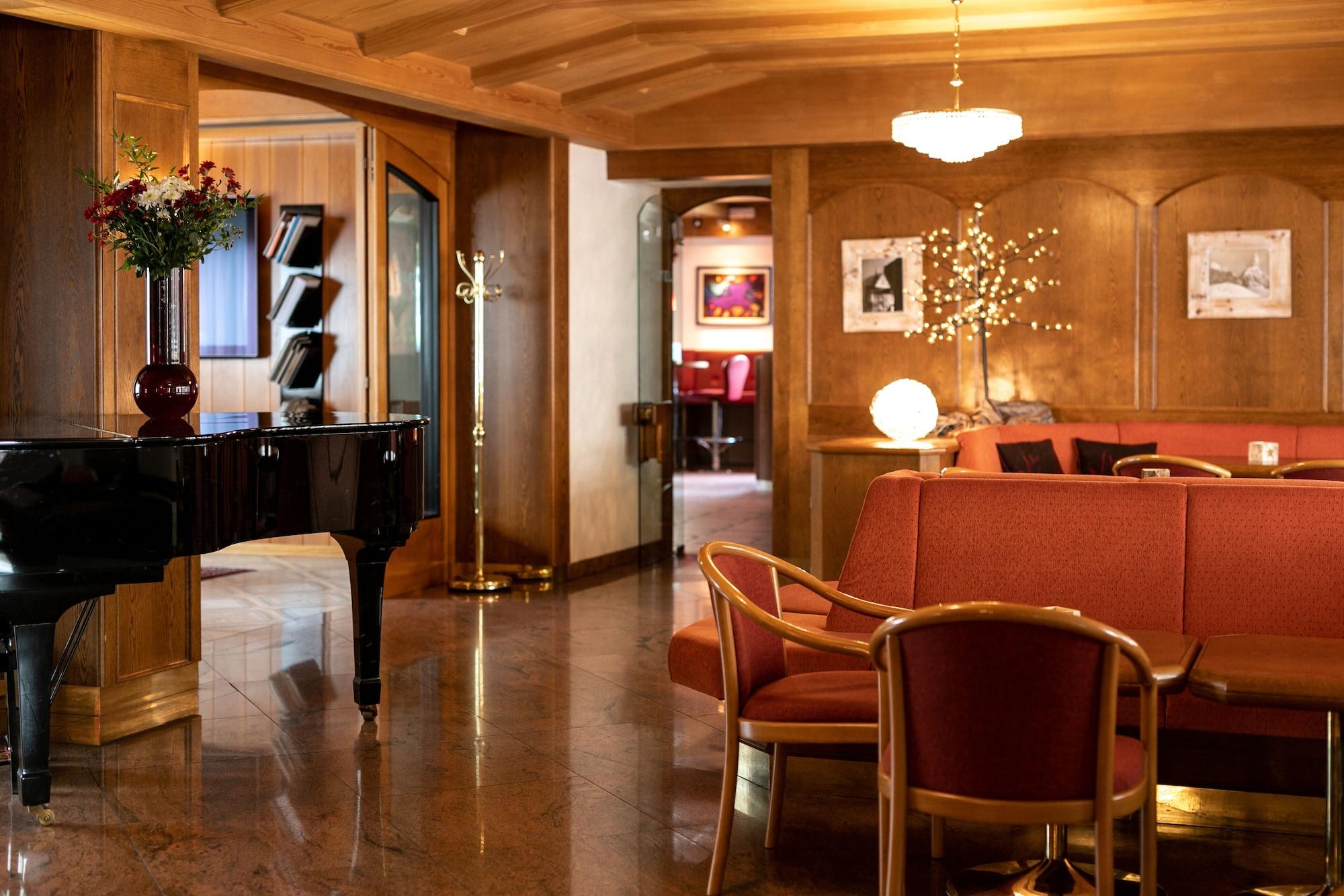 Vista Lobby Hotel Isolabella Wellness