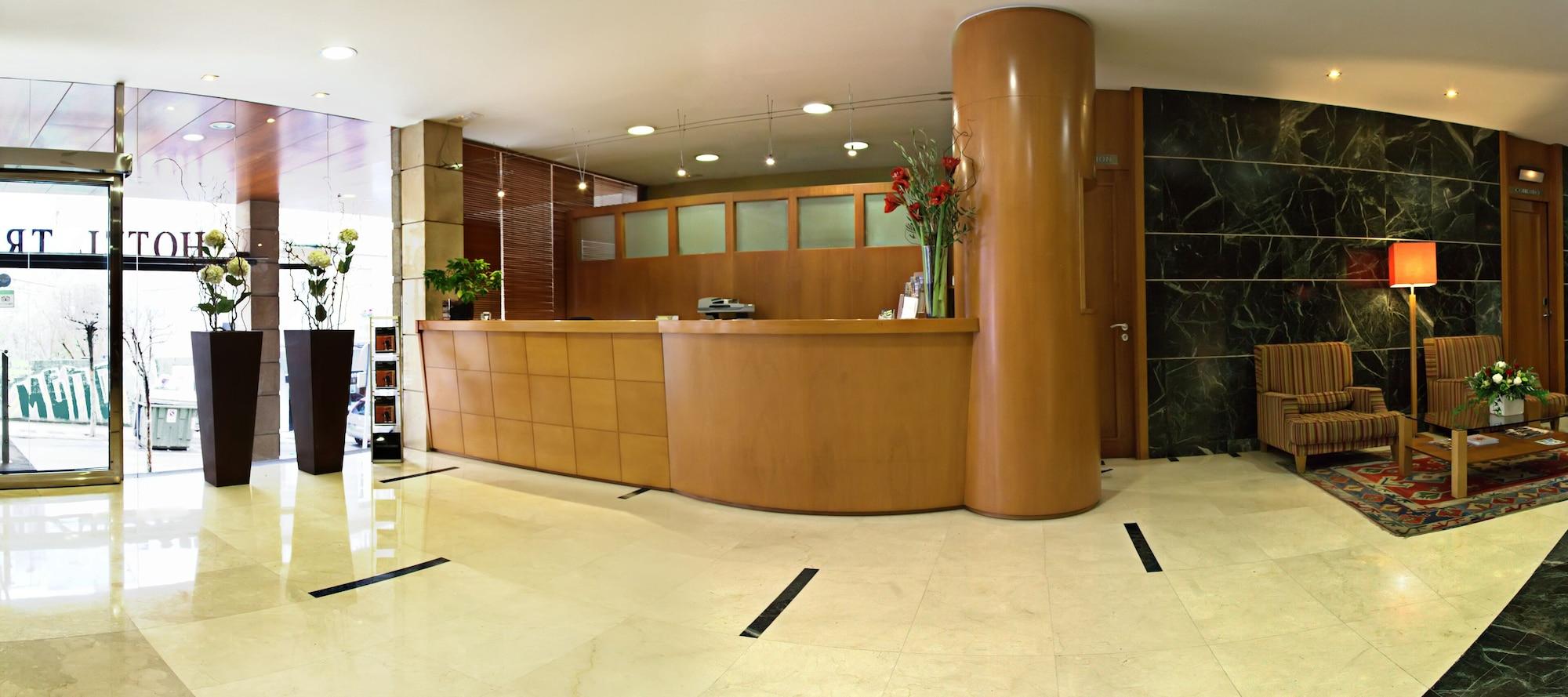 Vista Lobby Hotel Sercotel Tres Luces