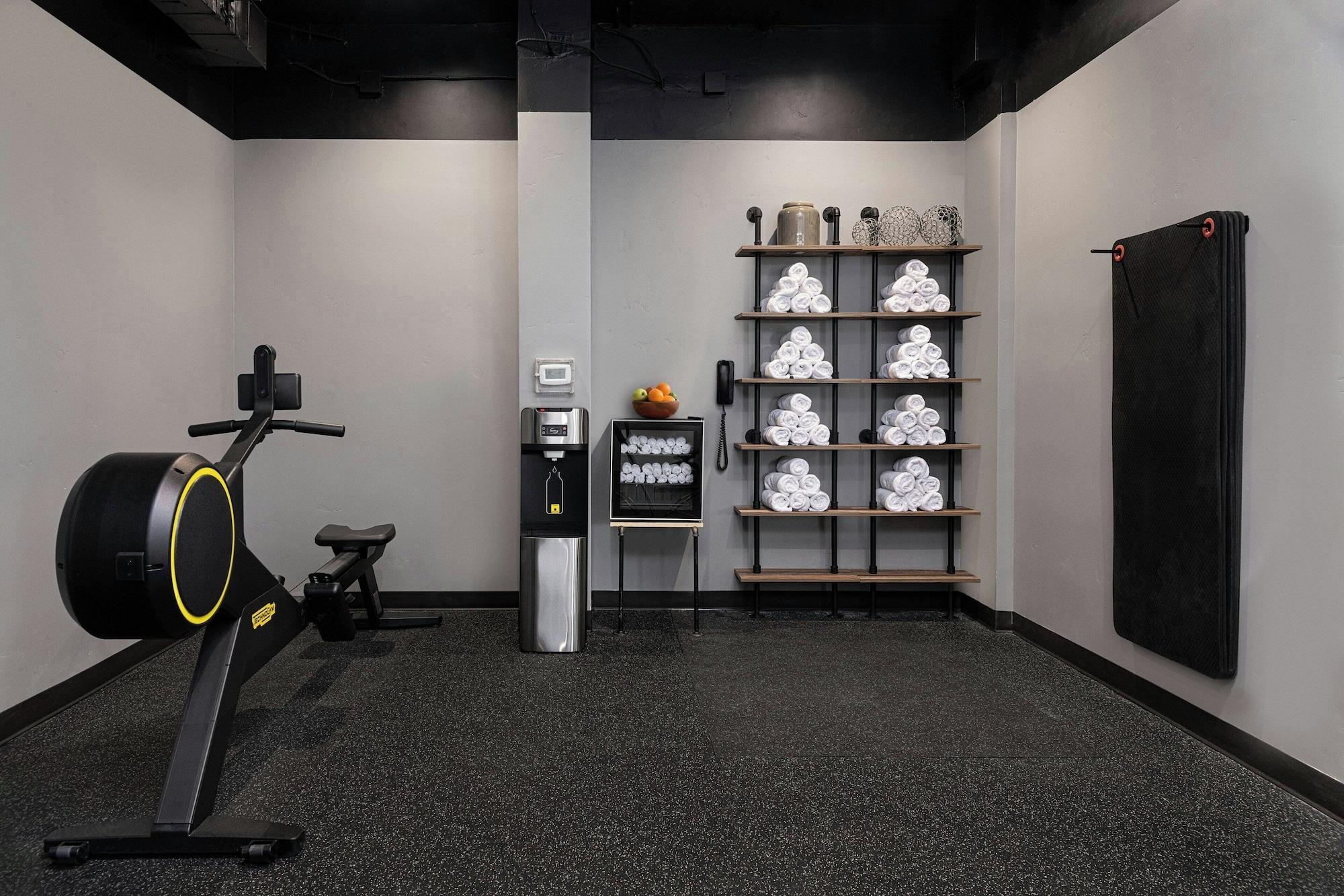 Gimnasio Courtyard by Marriott Reno