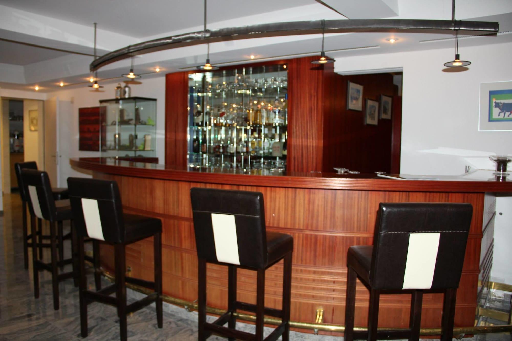 Bar/Salón Eigerblick