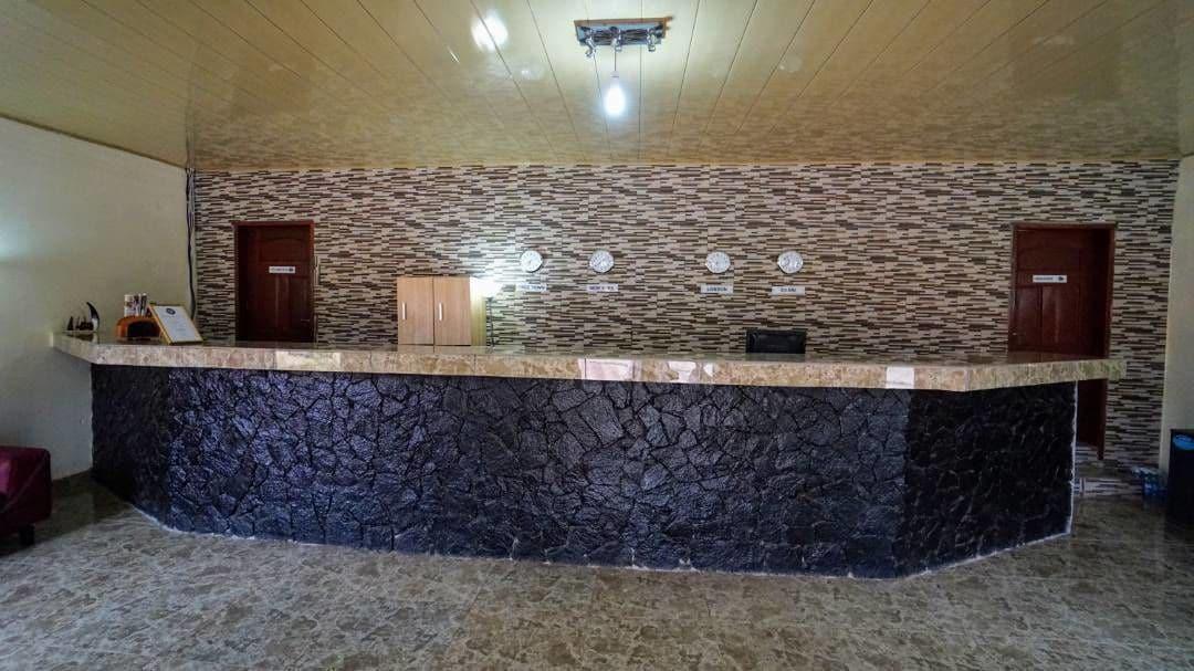 Vista Lobby RB Airport Hotel