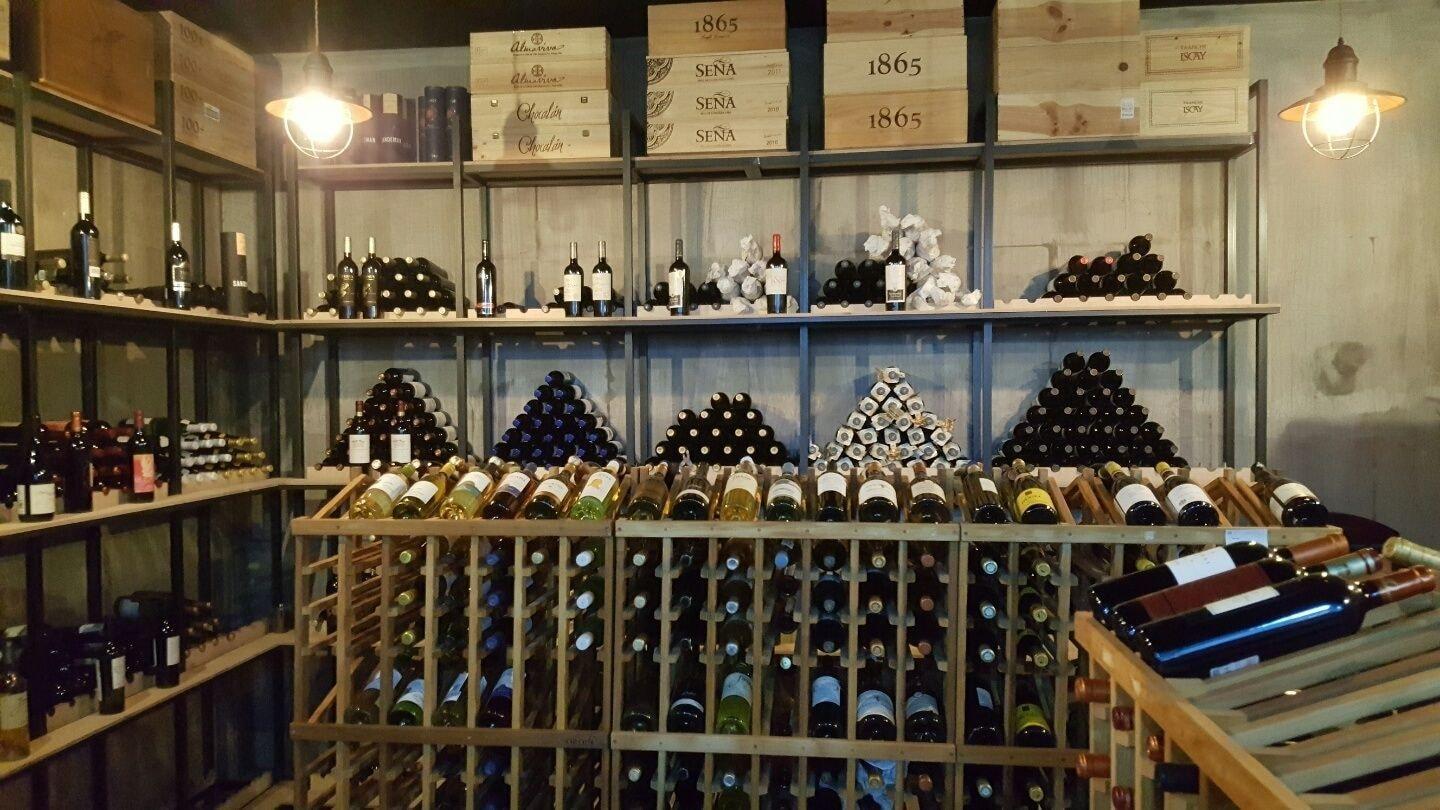 Bar/Salón Ondadoro Hostel