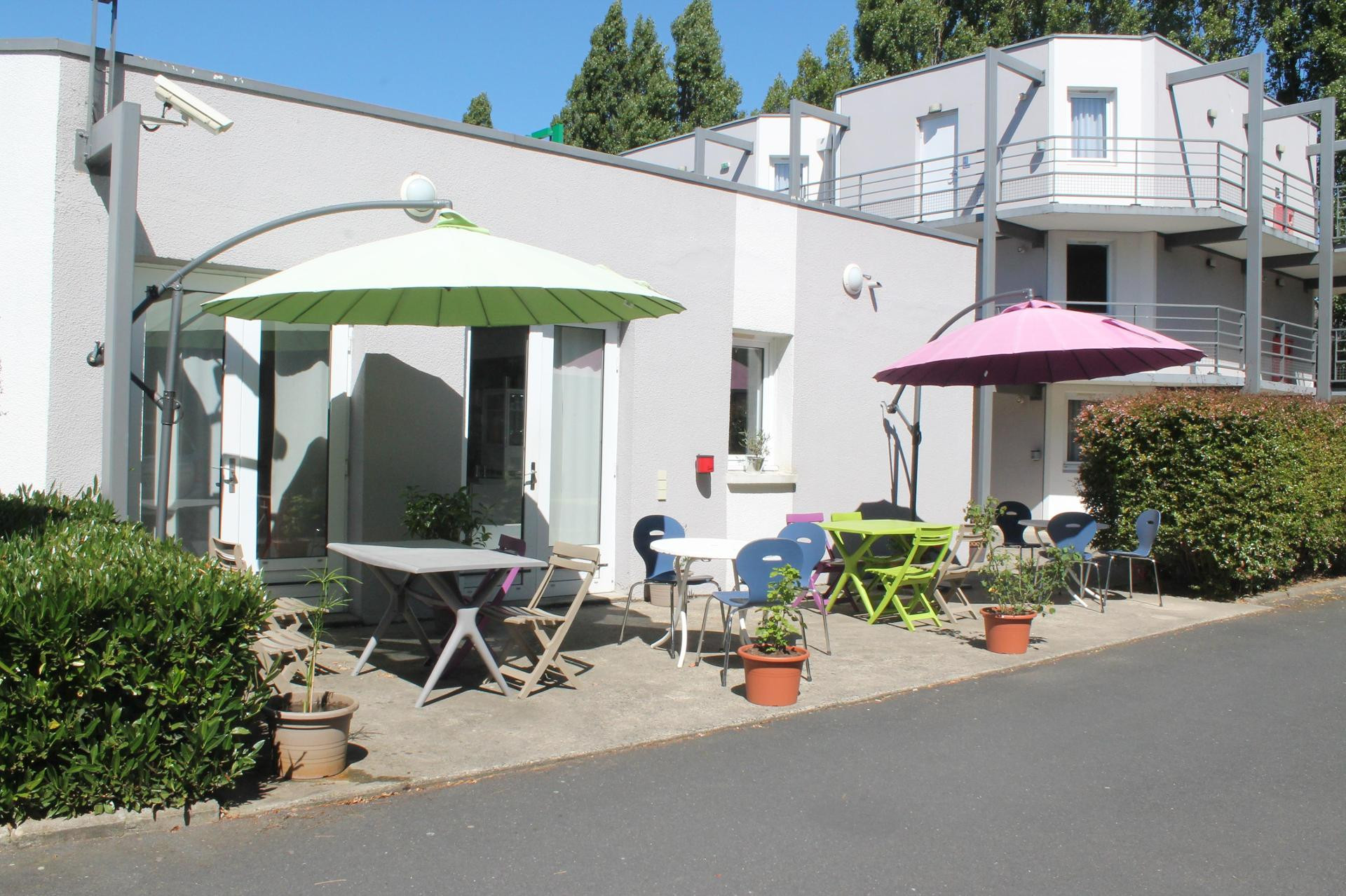 Vista Exterior B Hotel Caen Mondeville