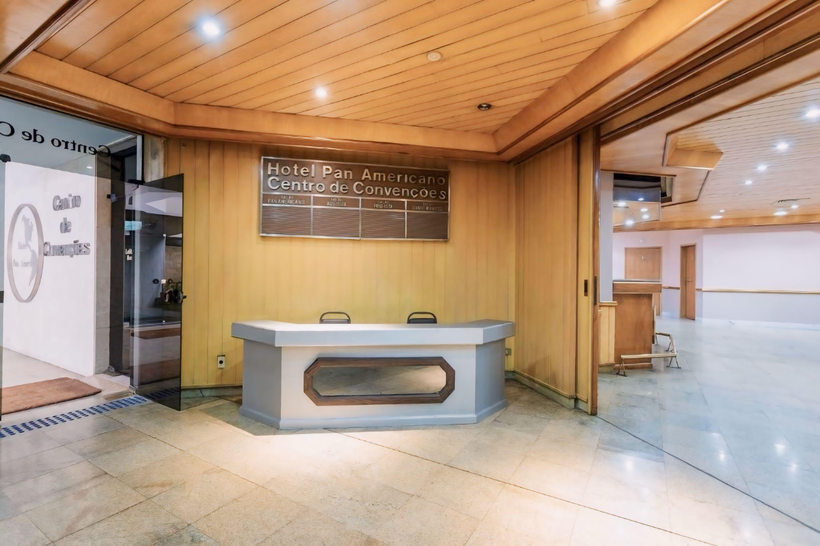 Vista Lobby Hotel Pan Americano