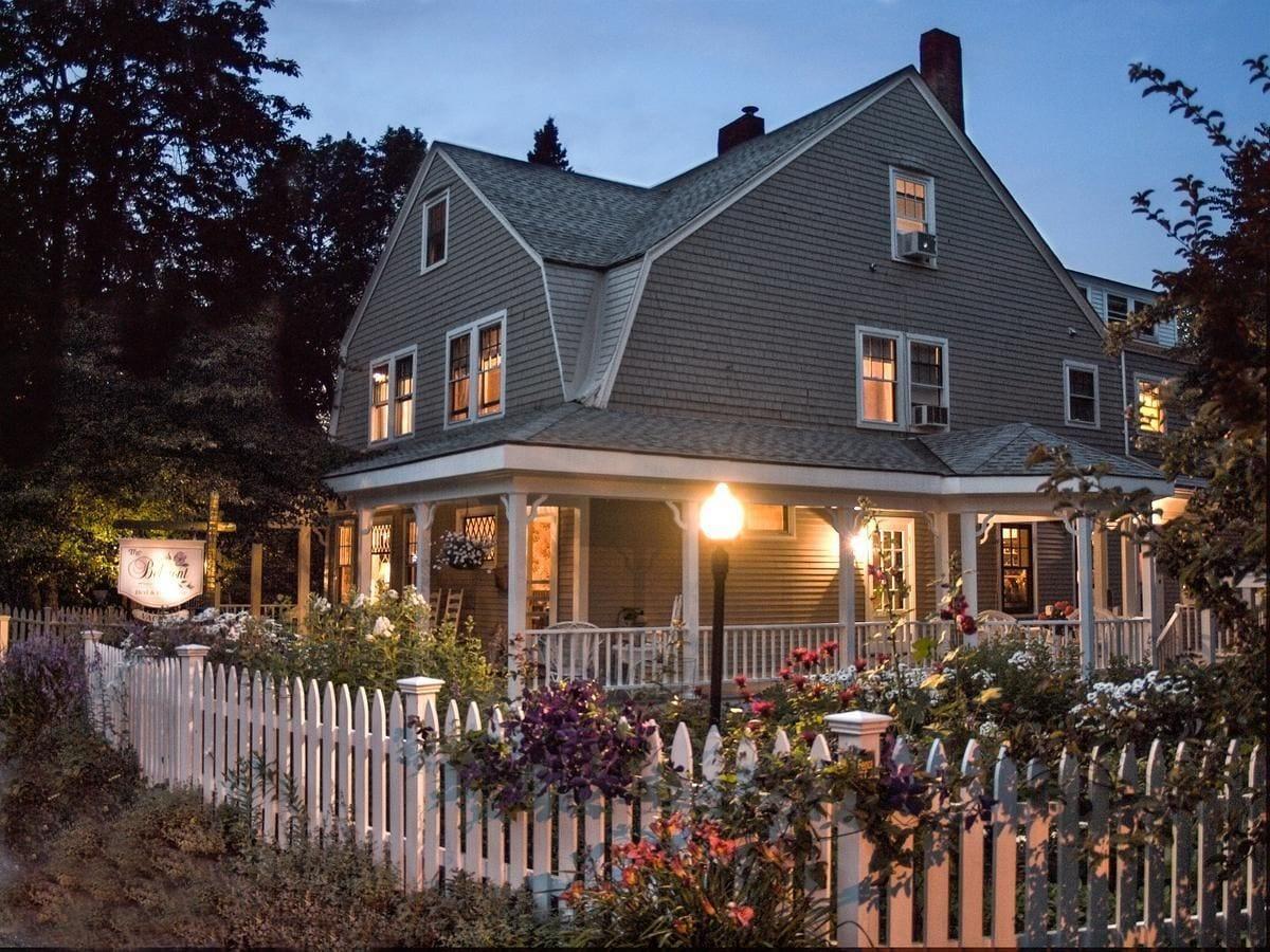 Vista Exterior The Belmont Inn