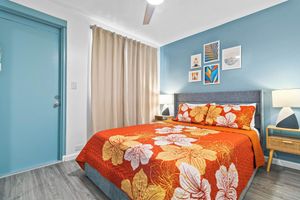 Alquiler Vacacional - Amazing & Modern Honolulu Haven, Renovated w/ AC