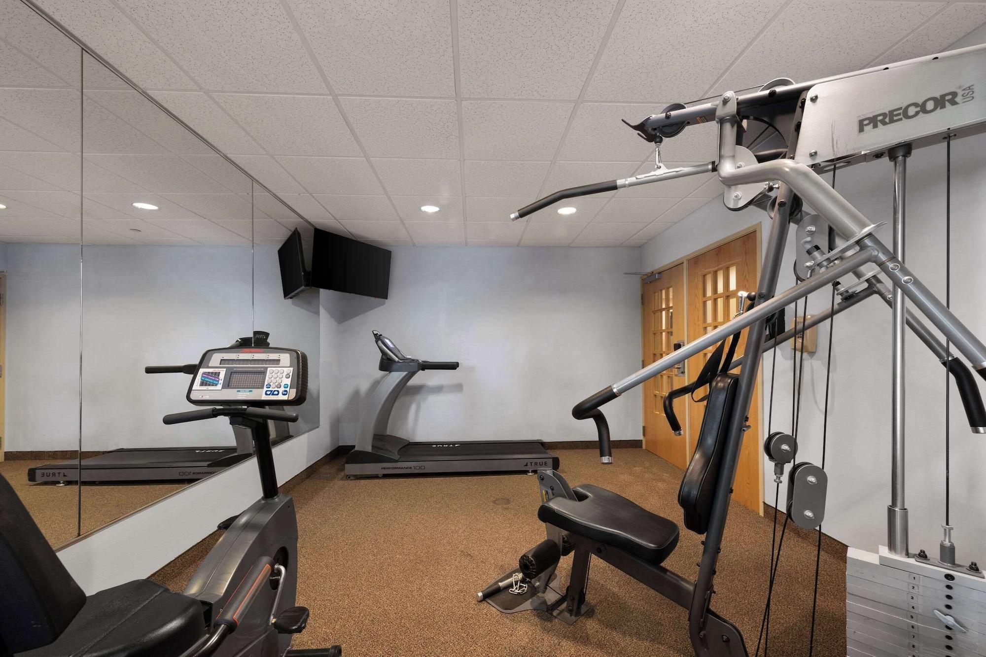 Gimnasio Rodeway Inn and Suites Tomahawk