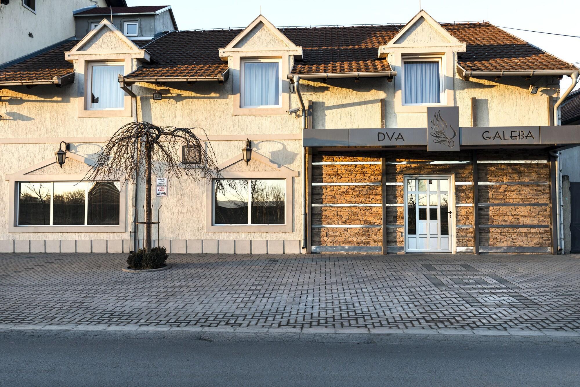 Vista Exterior Hotel Garden