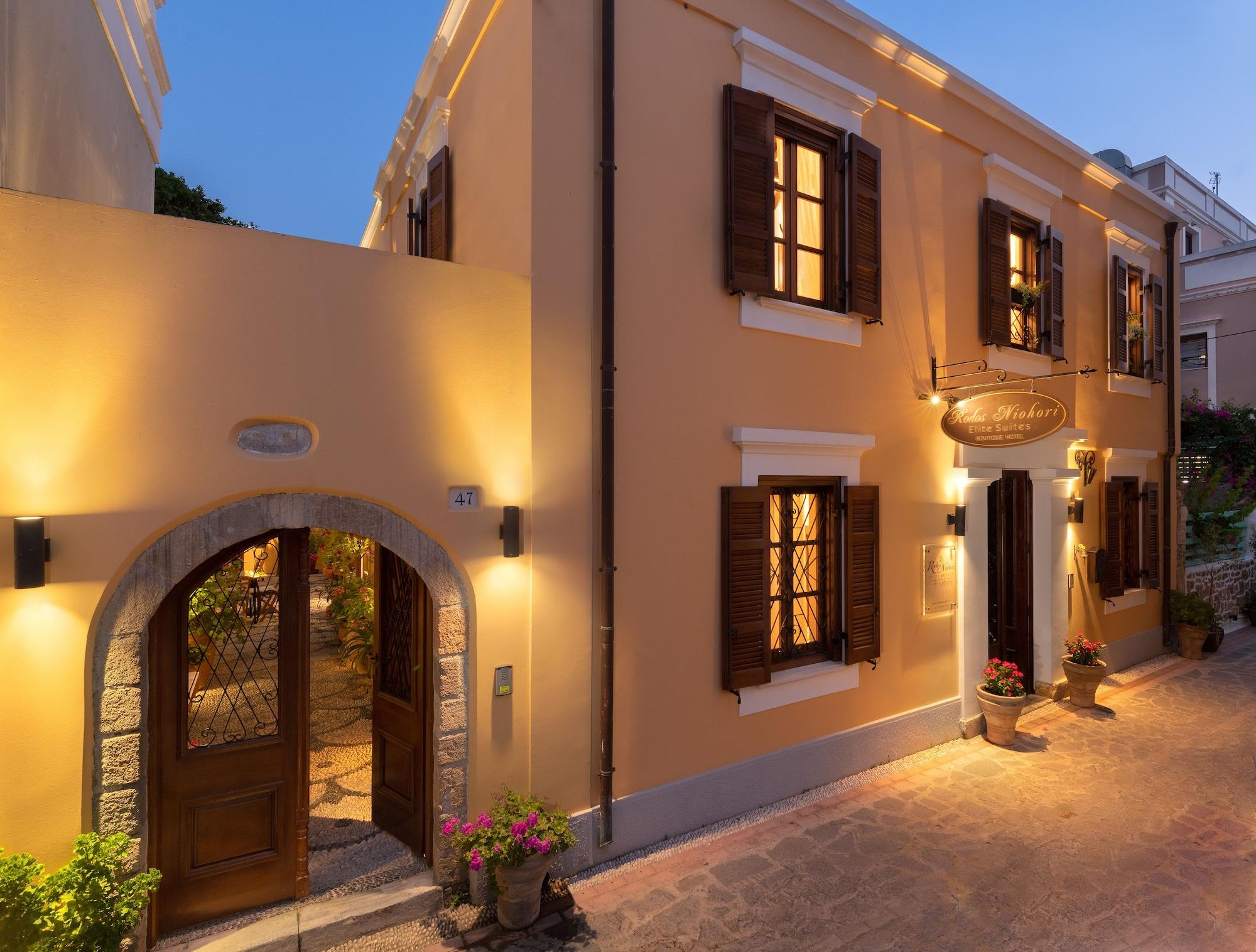 Vista Exterior Rodos Niohori Elite Suites