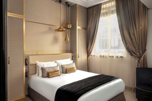 Alojamiento - Niepce Paris Hotel, Curio Collection by Hilton