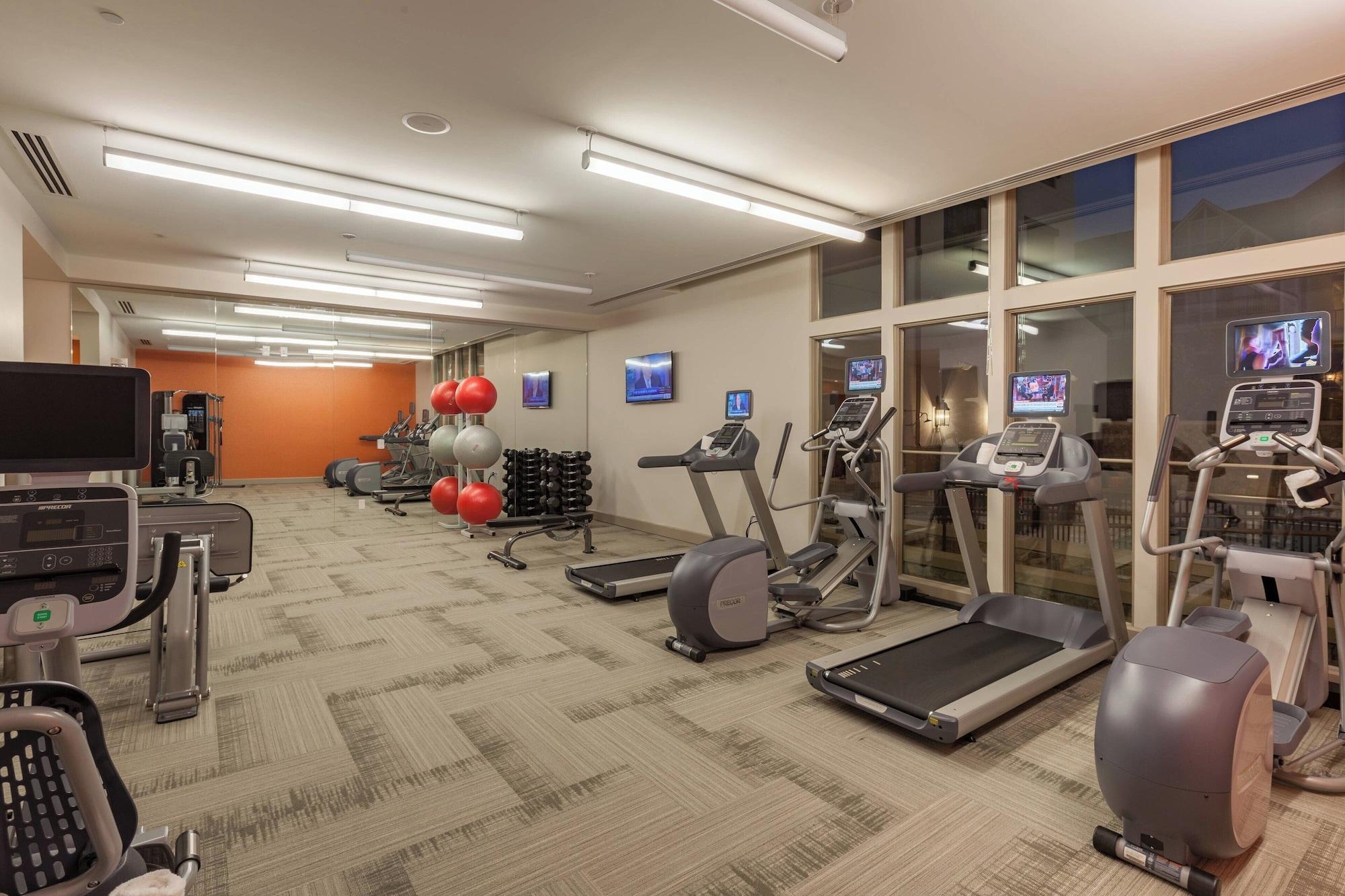Gimnasio Grand Bohemian Mountain Brook, Autograph Collection