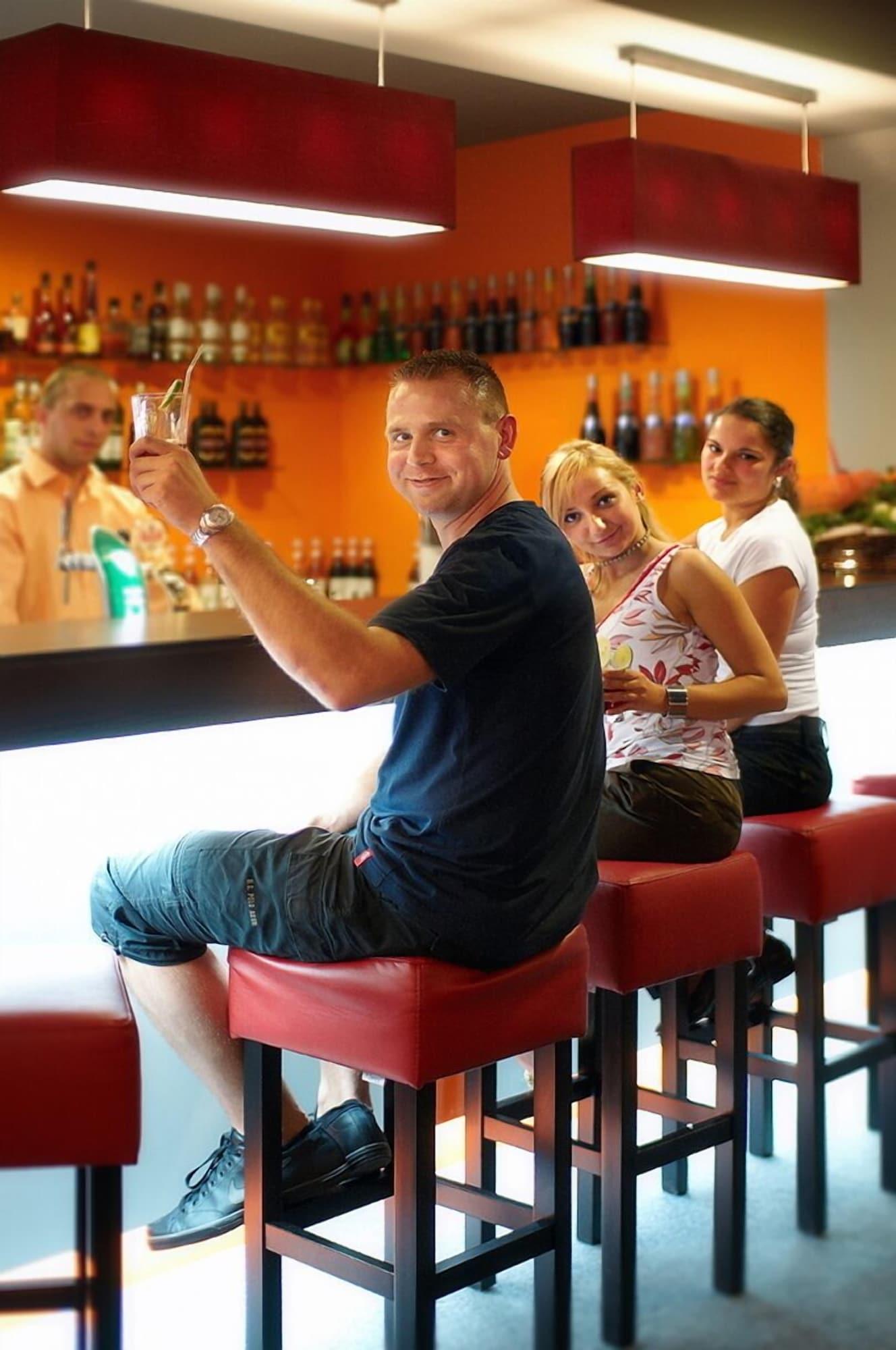 Bar/Salón Hotton Hotel