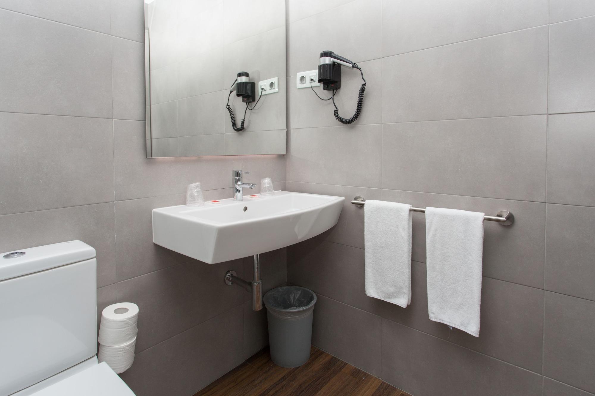 Equipamiento de Habitación Hostal Operaramblas