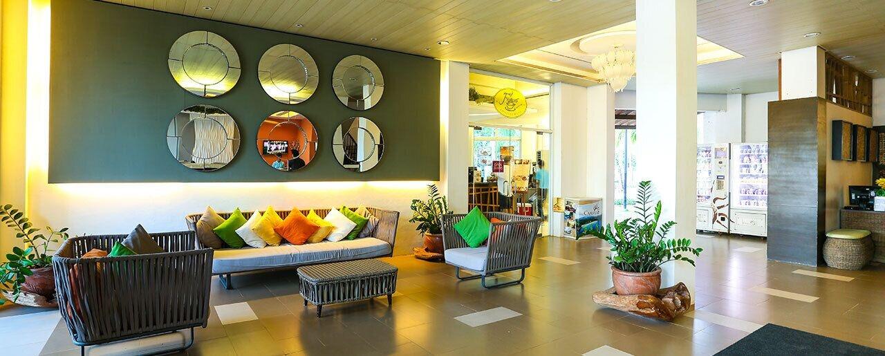 Vista Lobby Camaya Coast Hotel