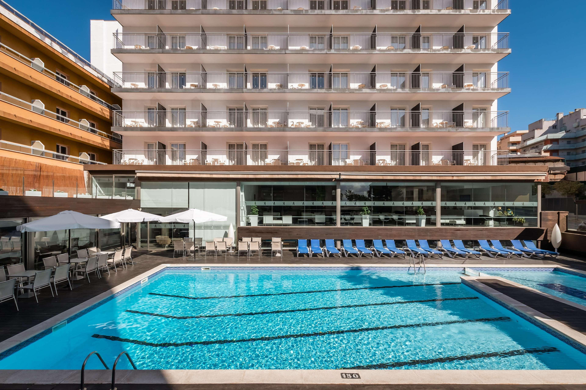 Vista Piscina ALEGRIA Mariner