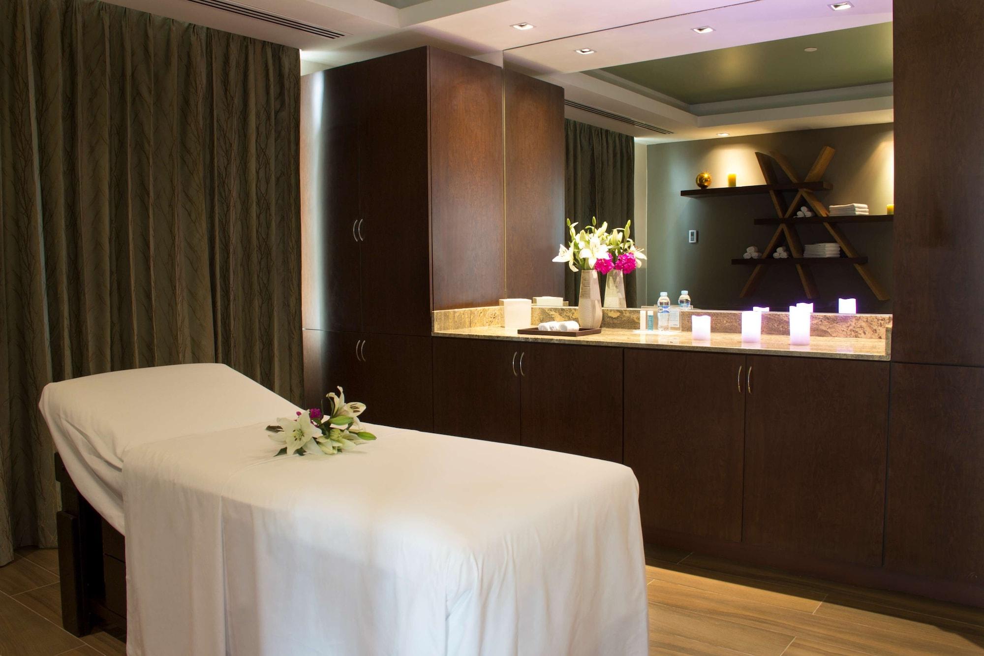 Spa Hampton Inn by Hilton Villahermosa