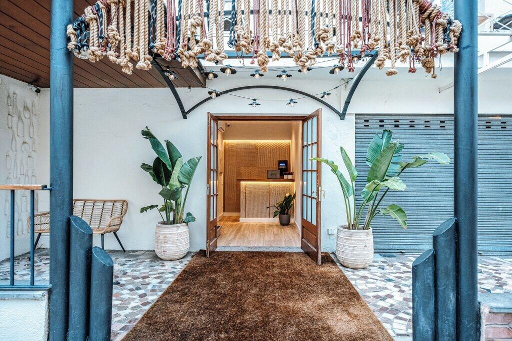 Vista Exterior Sweet Lloret Suites