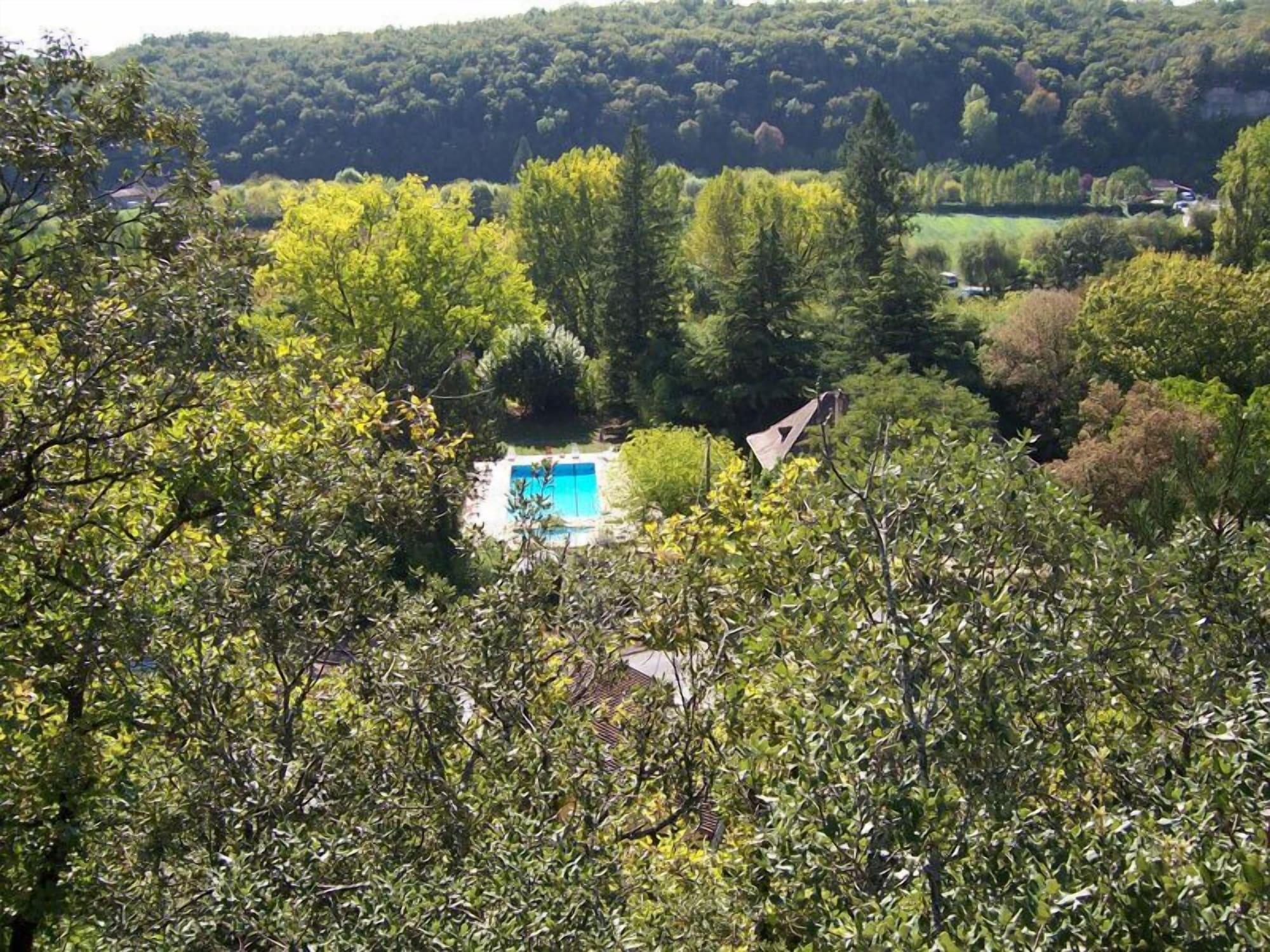 Vista Exterior Le Menestrel