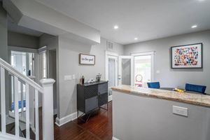 Alquiler Vacacional - Stylish And Spacious Cozy Retreat Central Location
