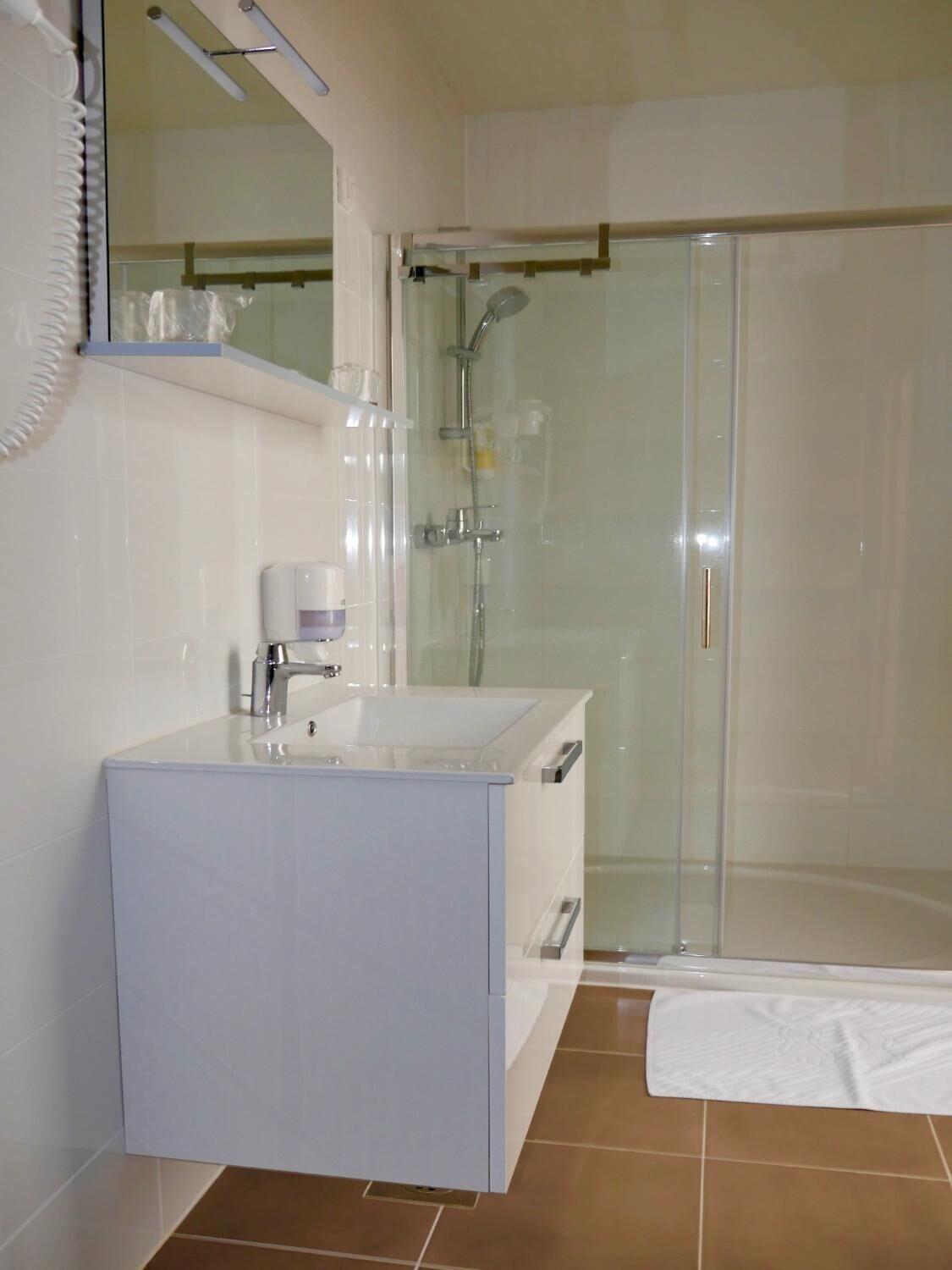 Equipamiento de Habitación Hotel Lika Sjever
