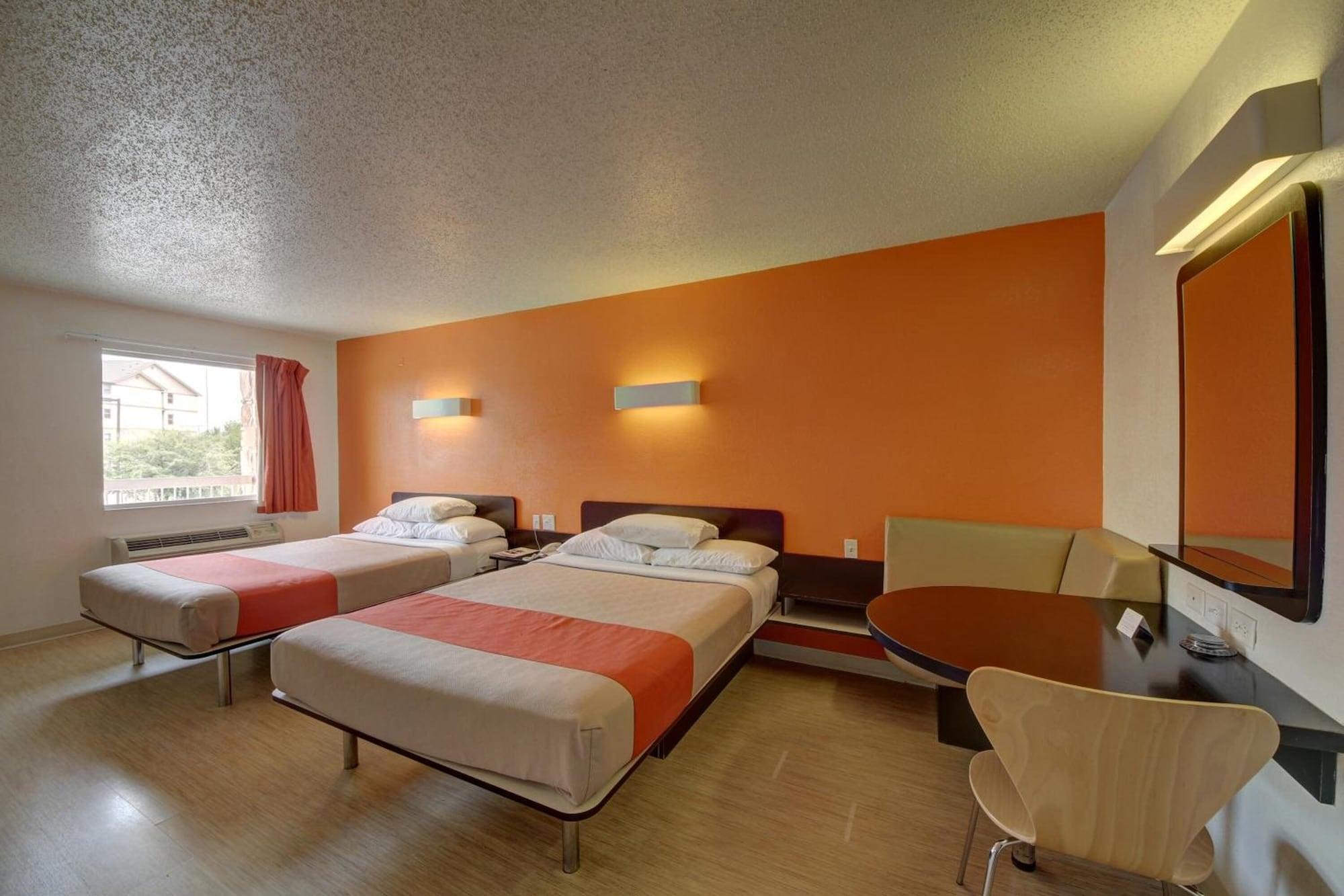 Habitación Motel 6 San Antonio, TX - Downtown - Market Square