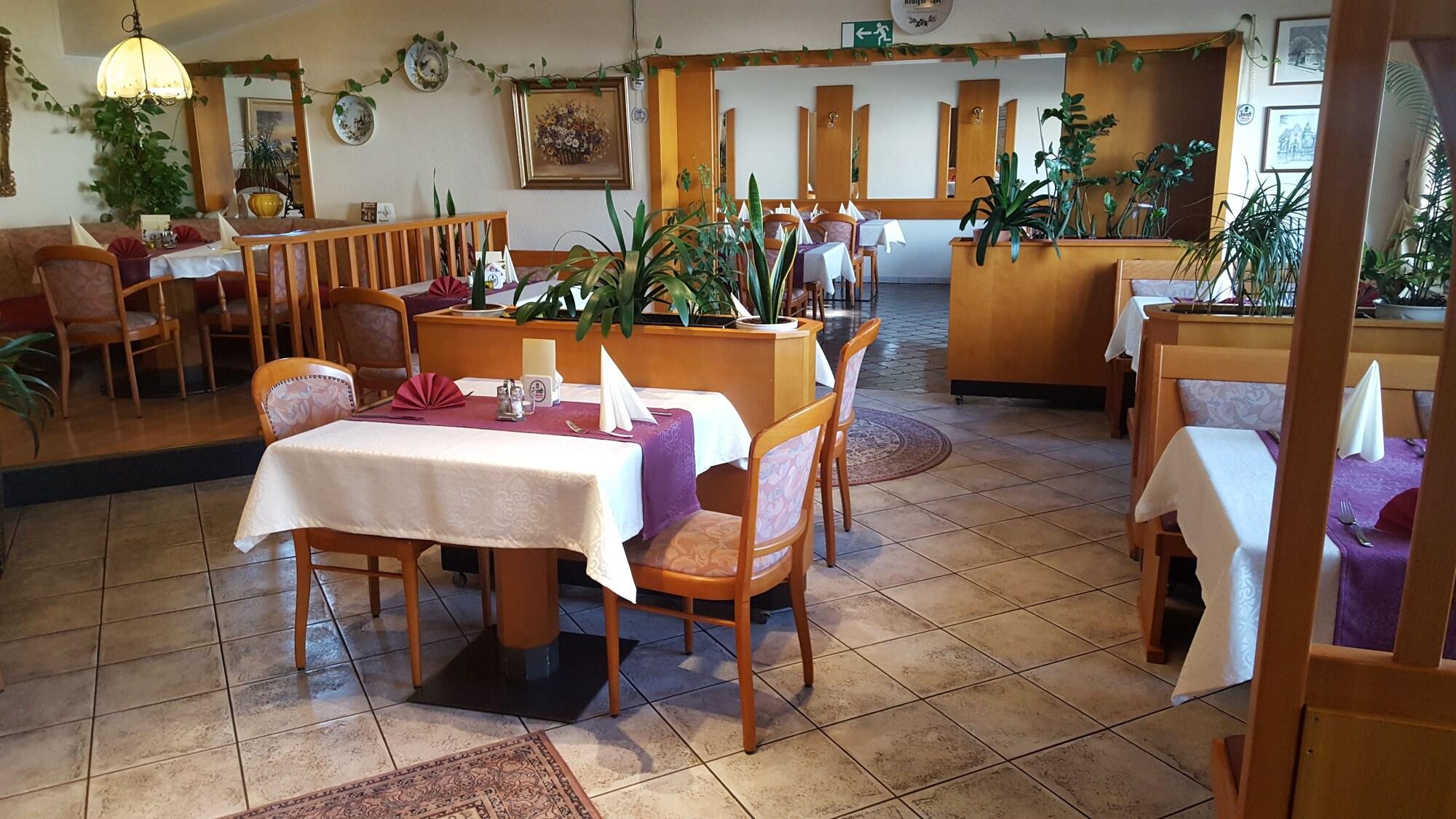 Restaurant Hotel Restaurant Neffelthal